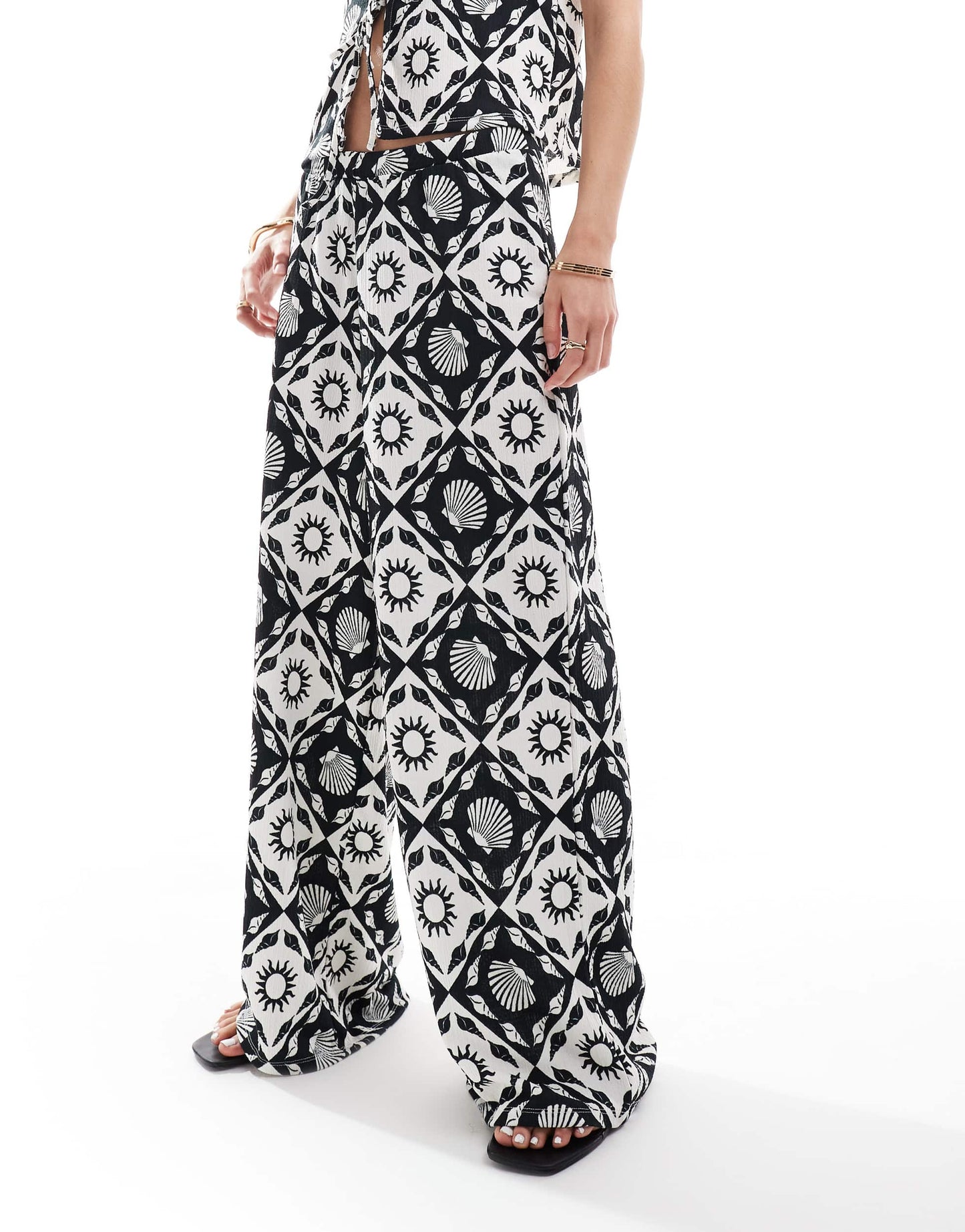 ONLY tile print wide leg trousers co-ord in black and white