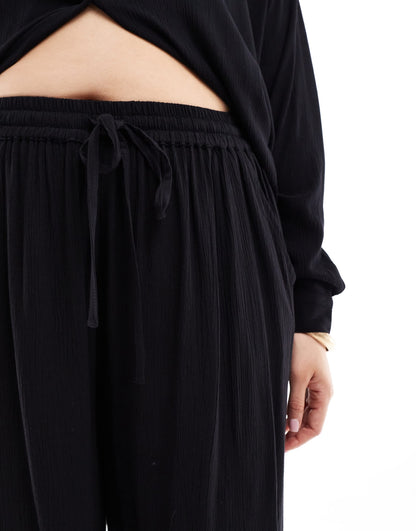 Yours wide leg crinkle trousers in black co-ord