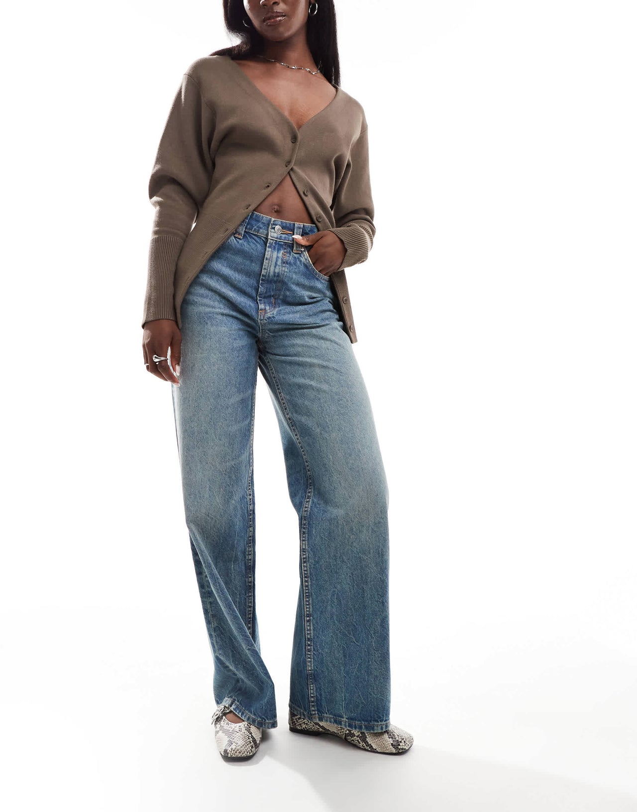 ASOS DESIGN wide leg dad jeans in mid vintage wash