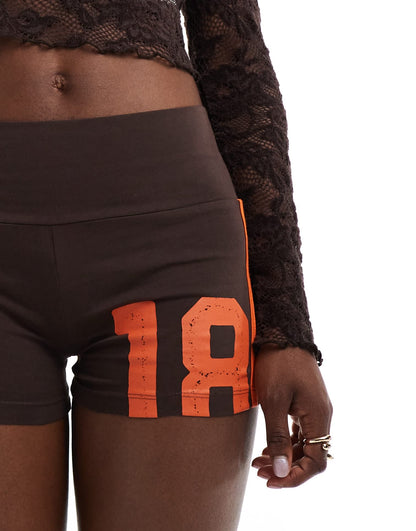 COLLUSION micro jersey short in brown