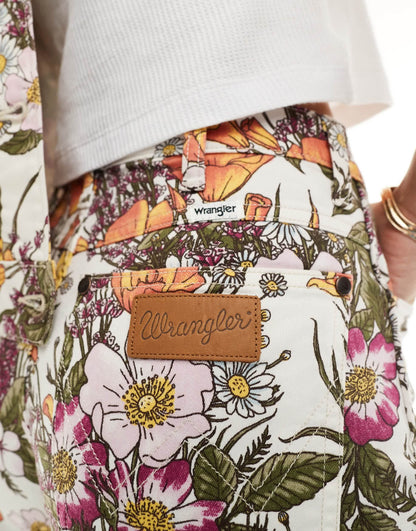Wrangler cowboy 5inch floral print denim shorts in multi co-ord