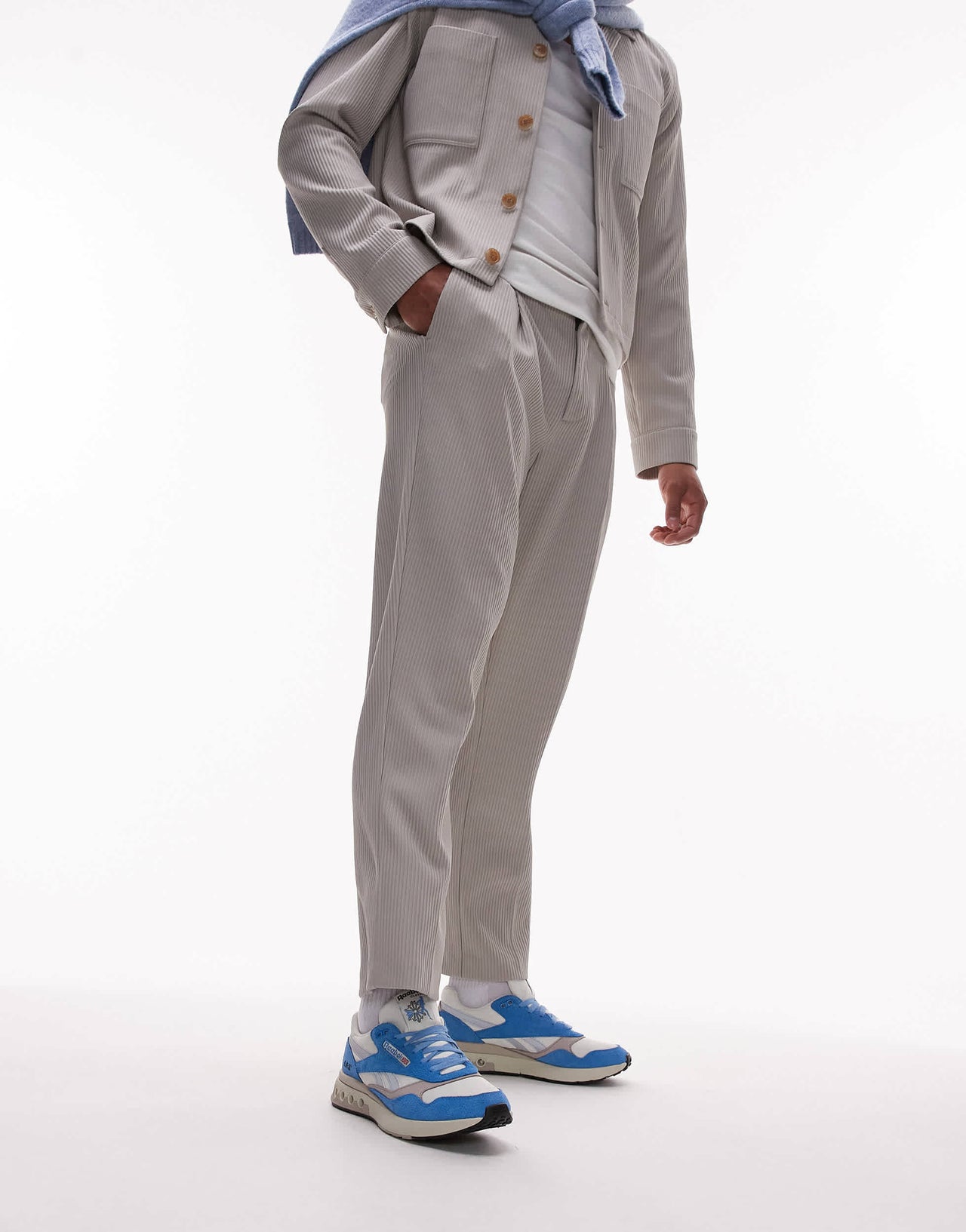 Reebok ERS World trainers in blue and white