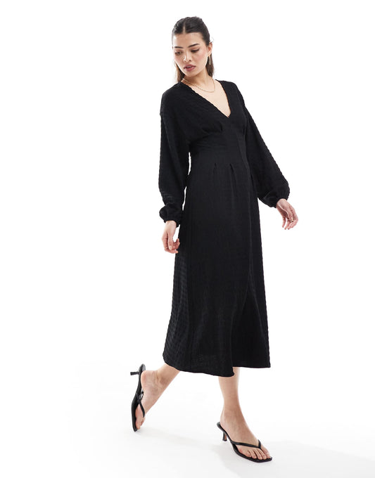 ASOS DESIGN textured balloon sleeve midi dress in black