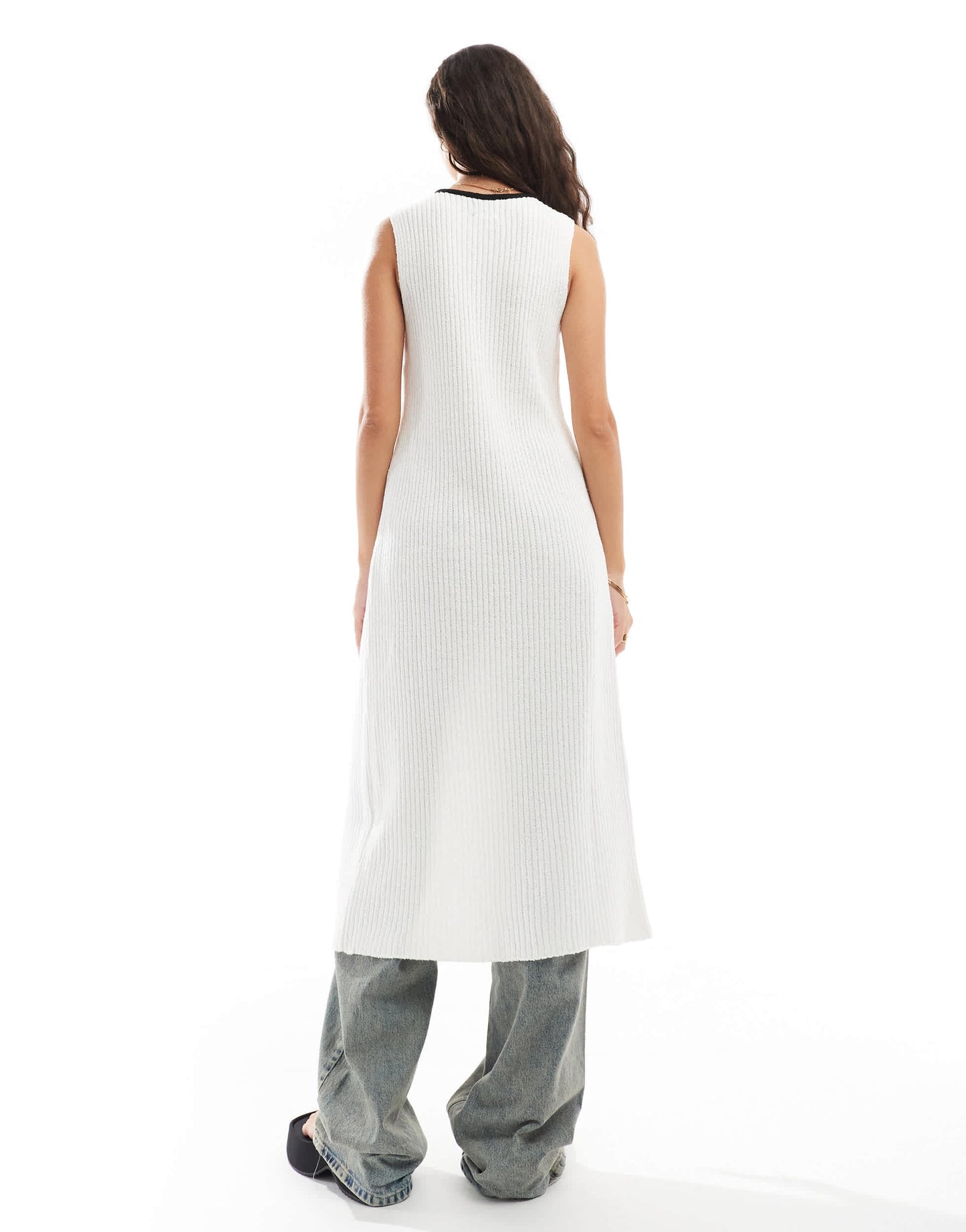 ASOS DESIGN split front waistcoat in boucle yarn with tipping in mono