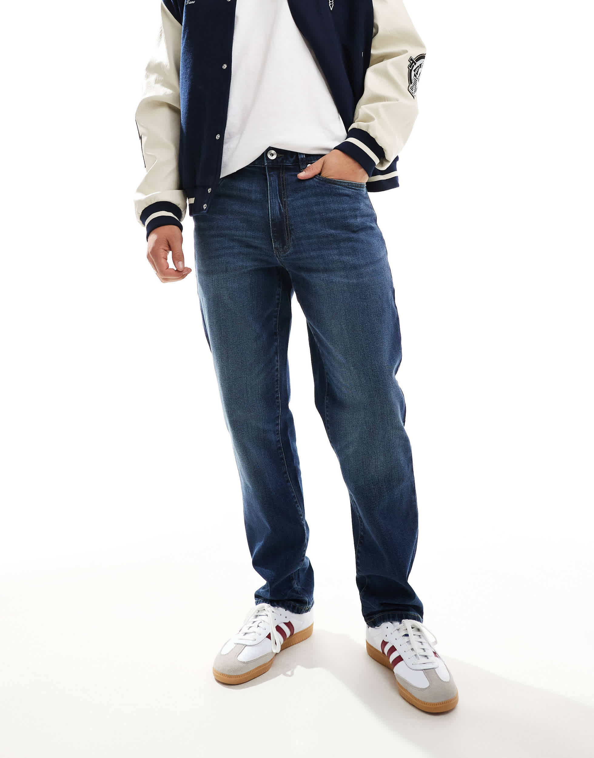 Farah Norwood loose jeans in worn indigo