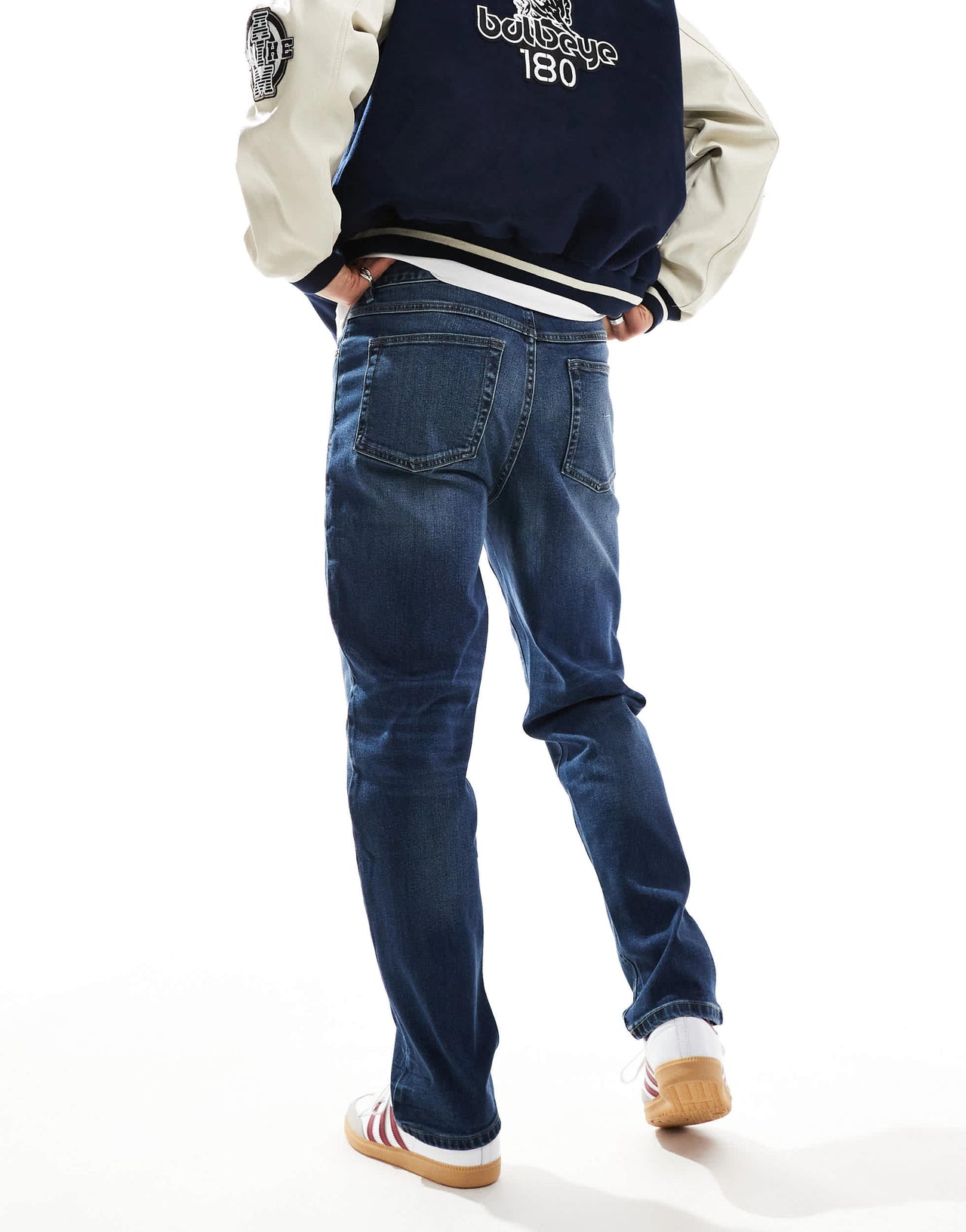 Farah Norwood loose jeans in worn indigo