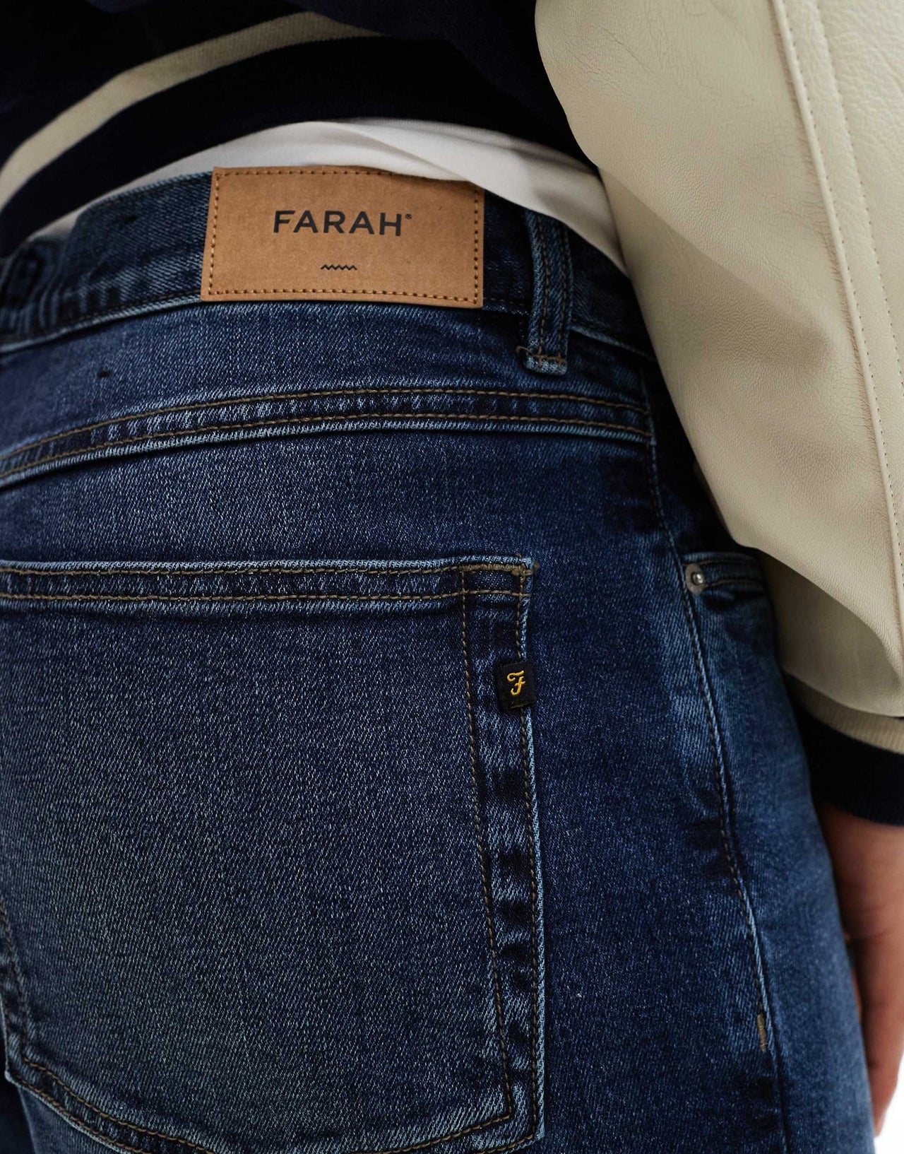 Farah Norwood loose jeans in worn indigo