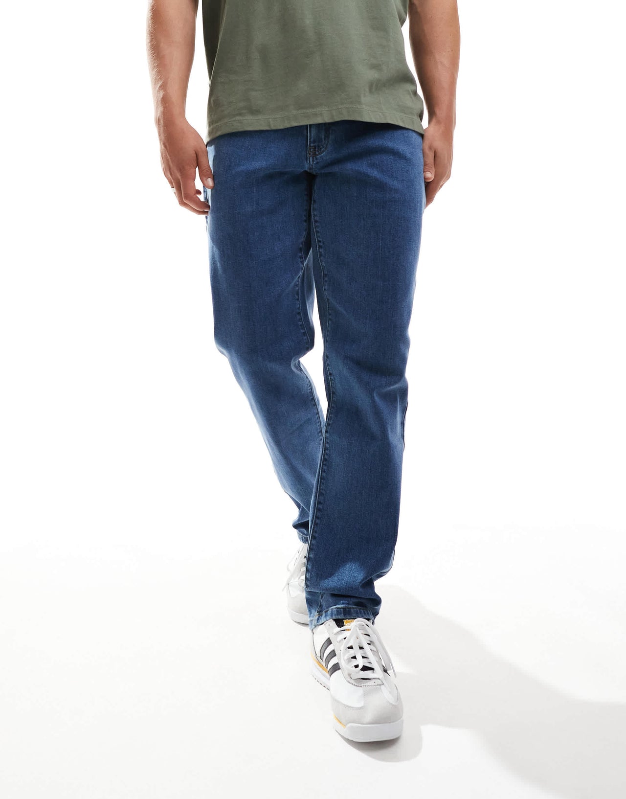 Farah Norwood loose jeans in denim wash