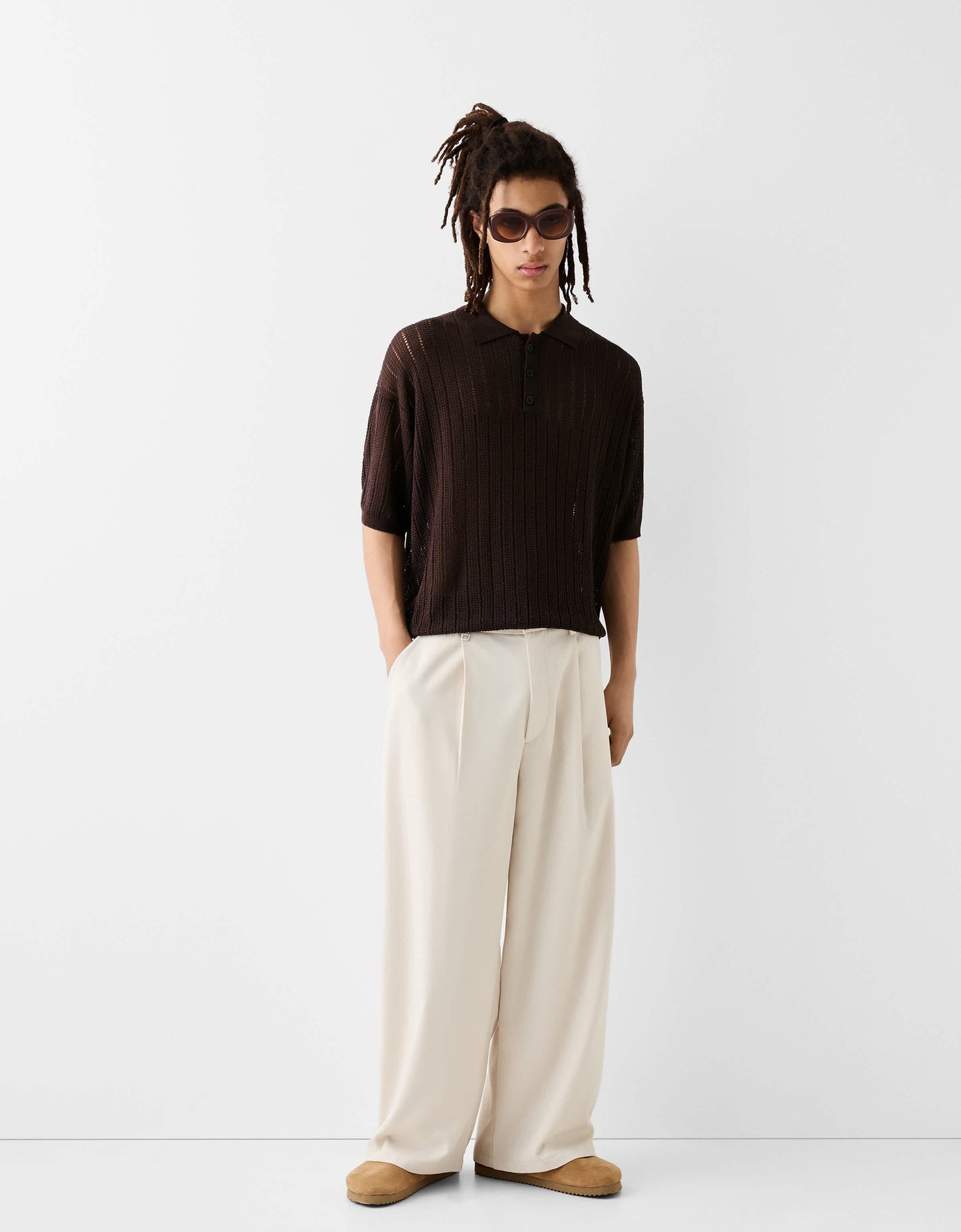 Bershka Collection knitted polo in brown