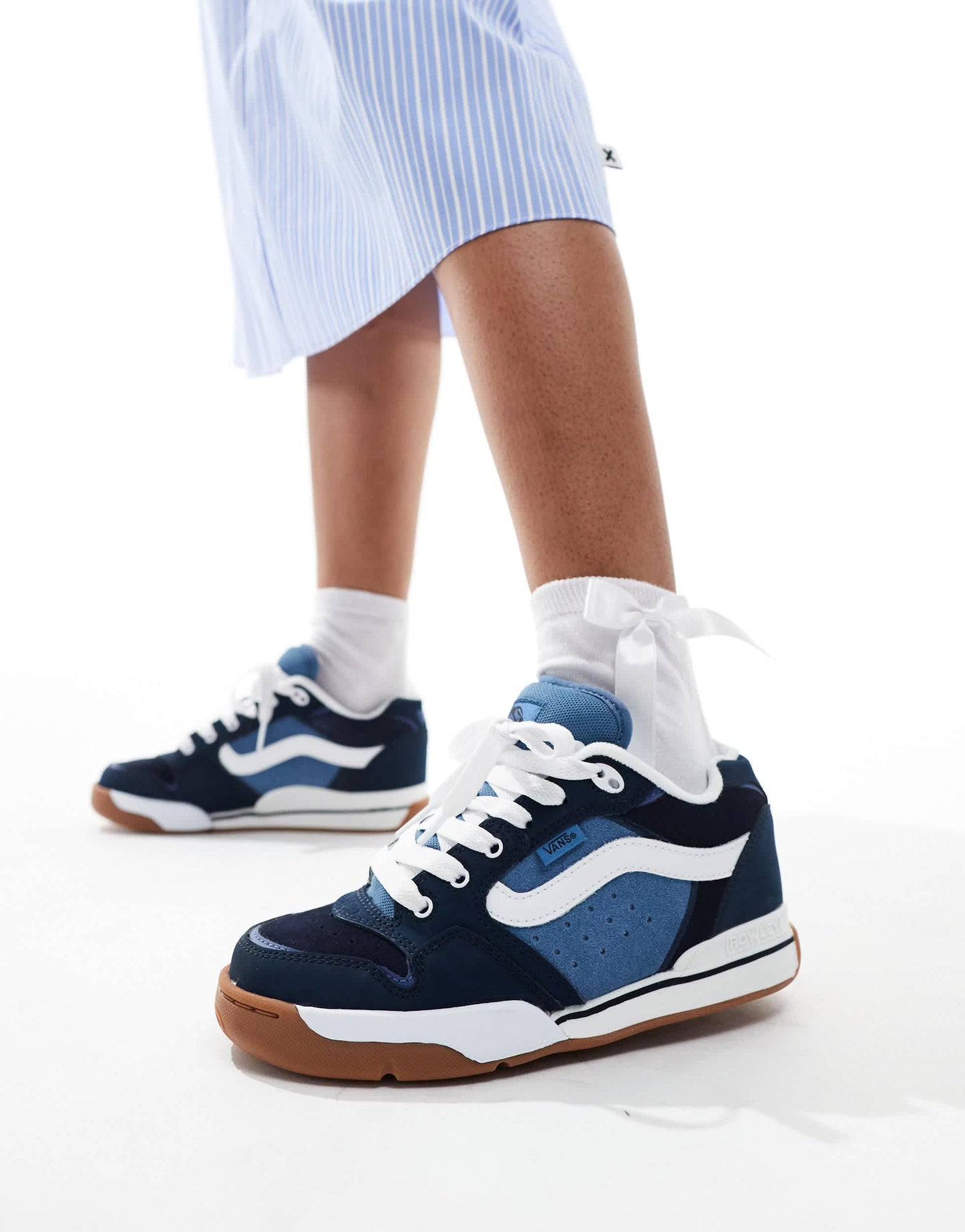 Vans rowley XLT chunky trainers in navy with gum sole detail