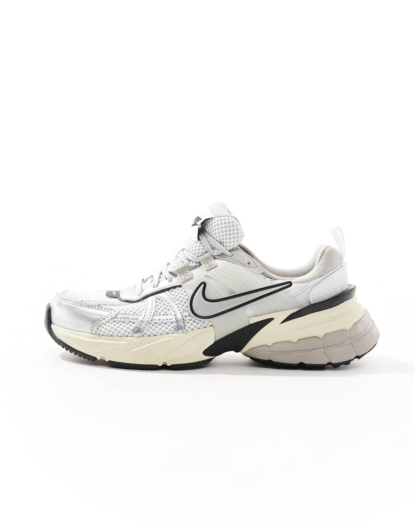 Nike V2K Run trainers in white