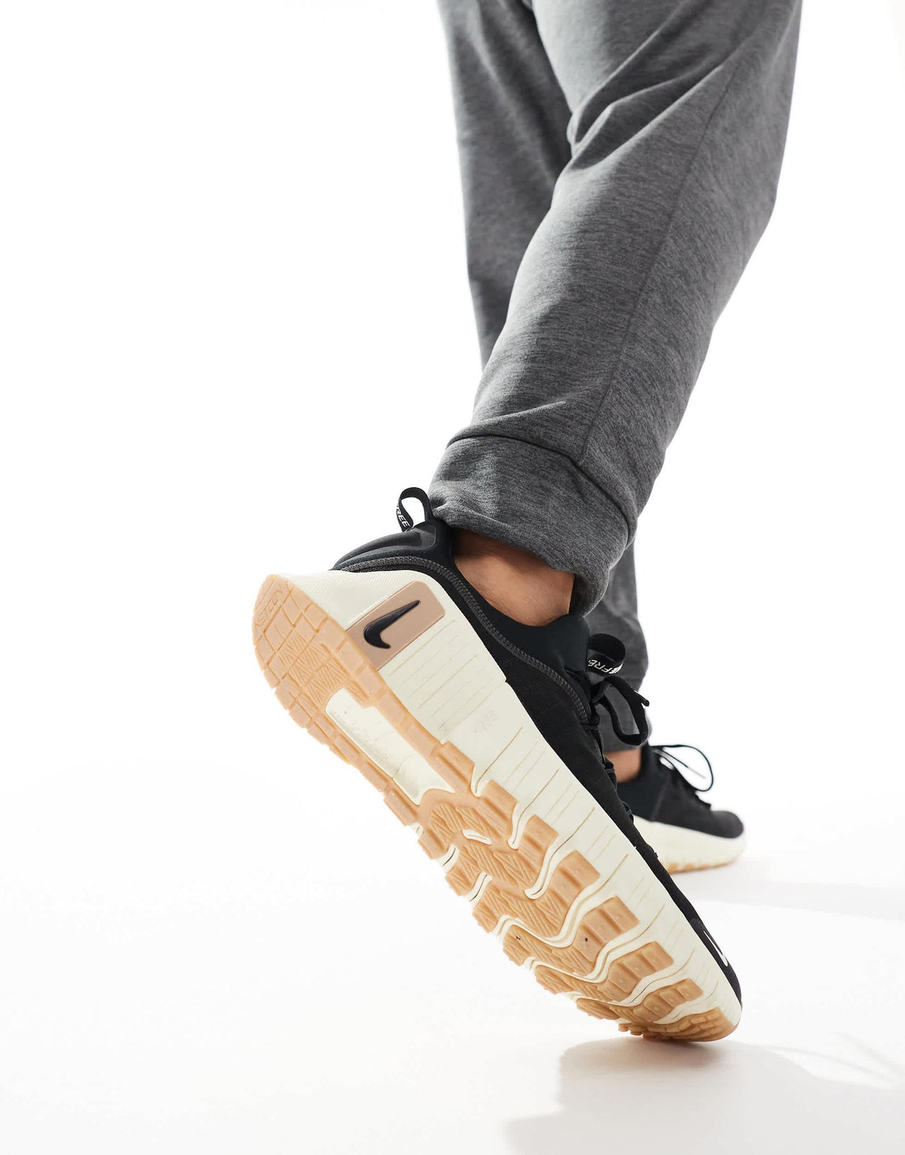 Nike Training Free Metcon 6 trainers black, off white and brown