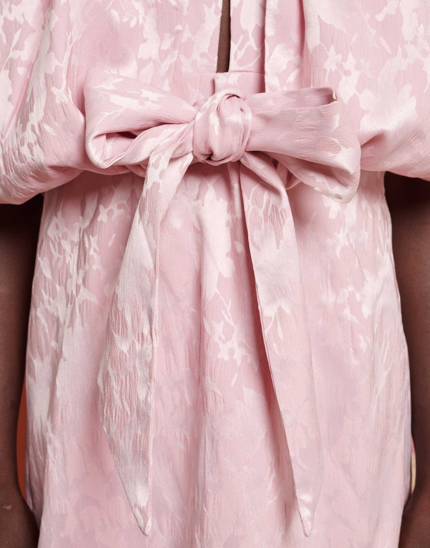 Ghospell jacquard bow pleated mini dress in pink
