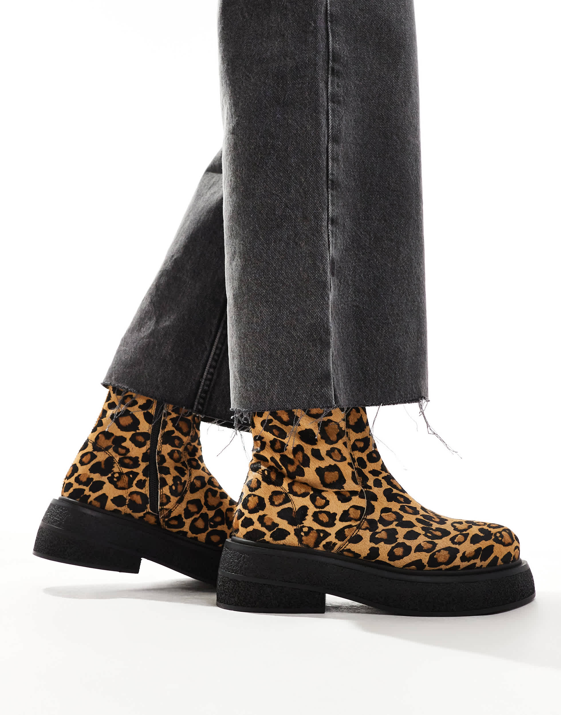 ASOS DESIGN Achieve flat leather boots in leopard