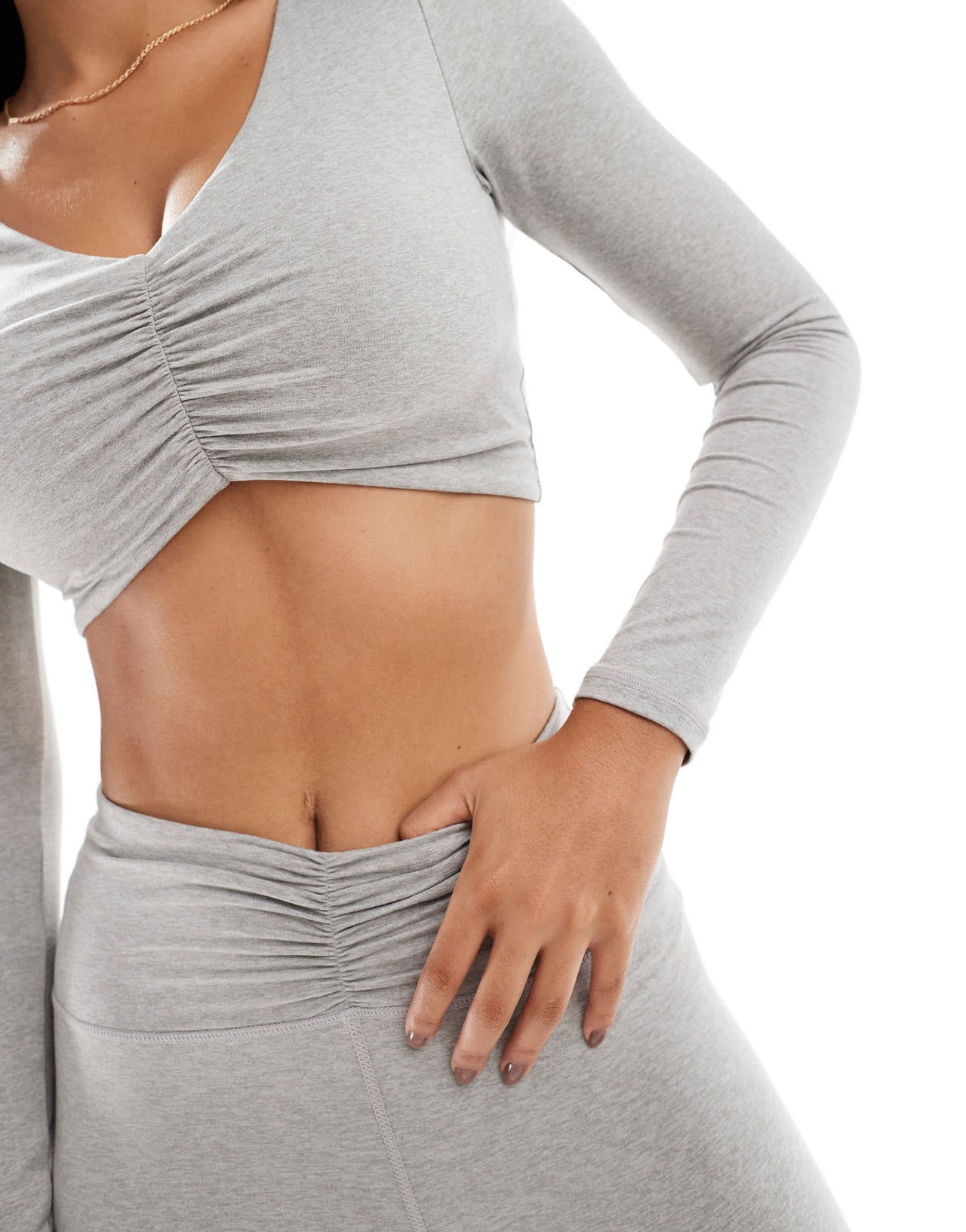 4505 ruched front long sleeve active top in grey marl