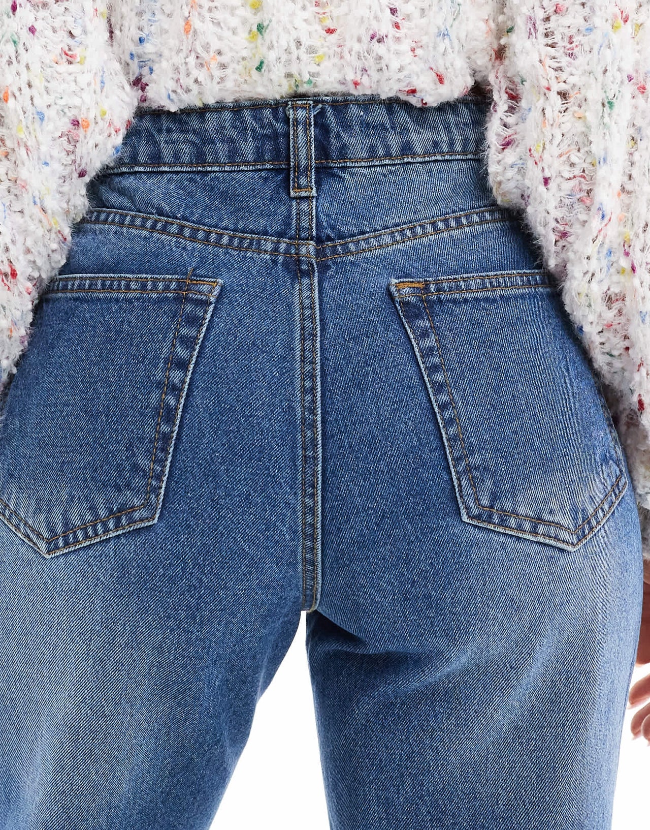 DTT Veron relaxed fit mom jeans in mid blue