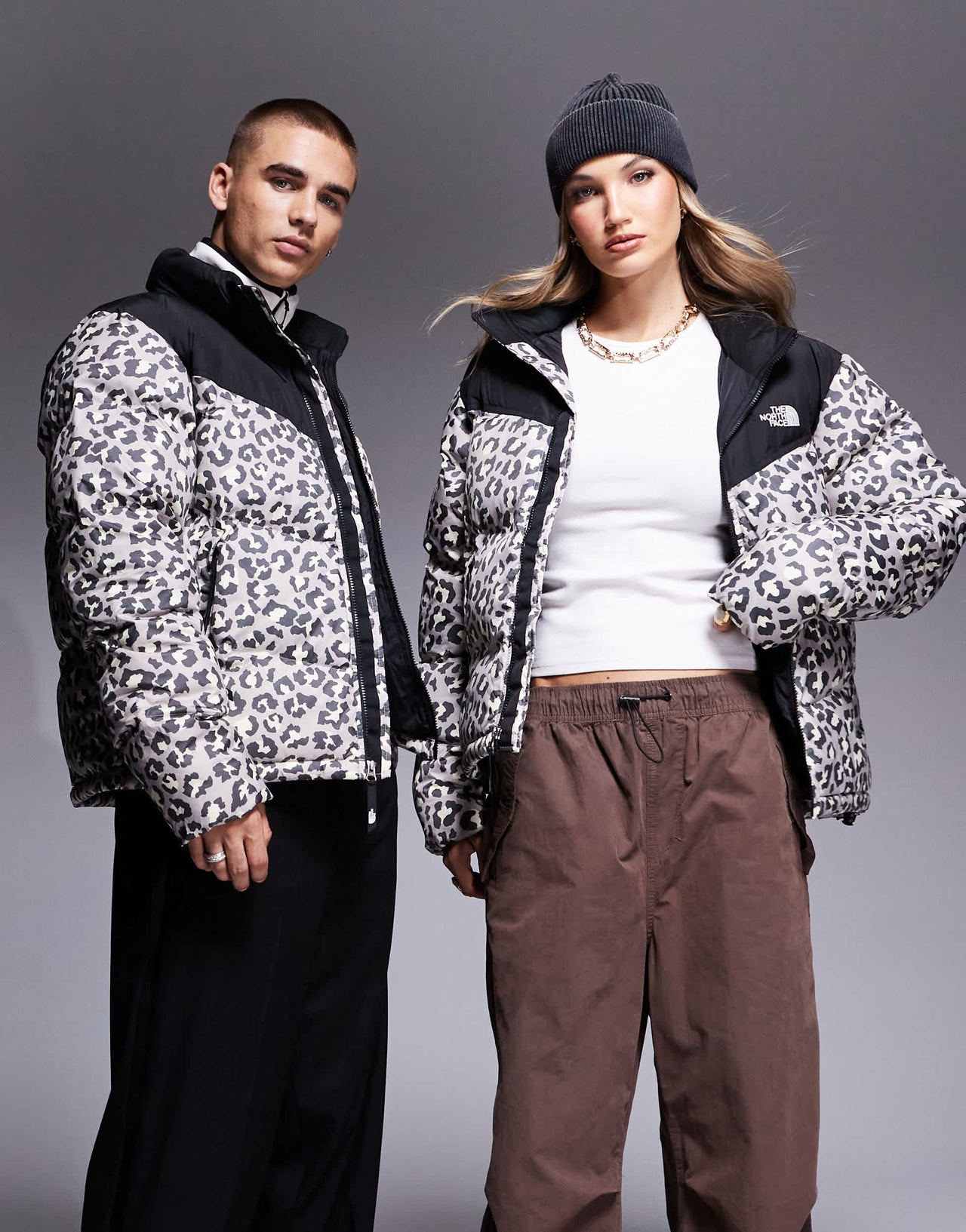 The North Face Saikuru logo puffer jacket in grey leopard print exclusive to ASOS