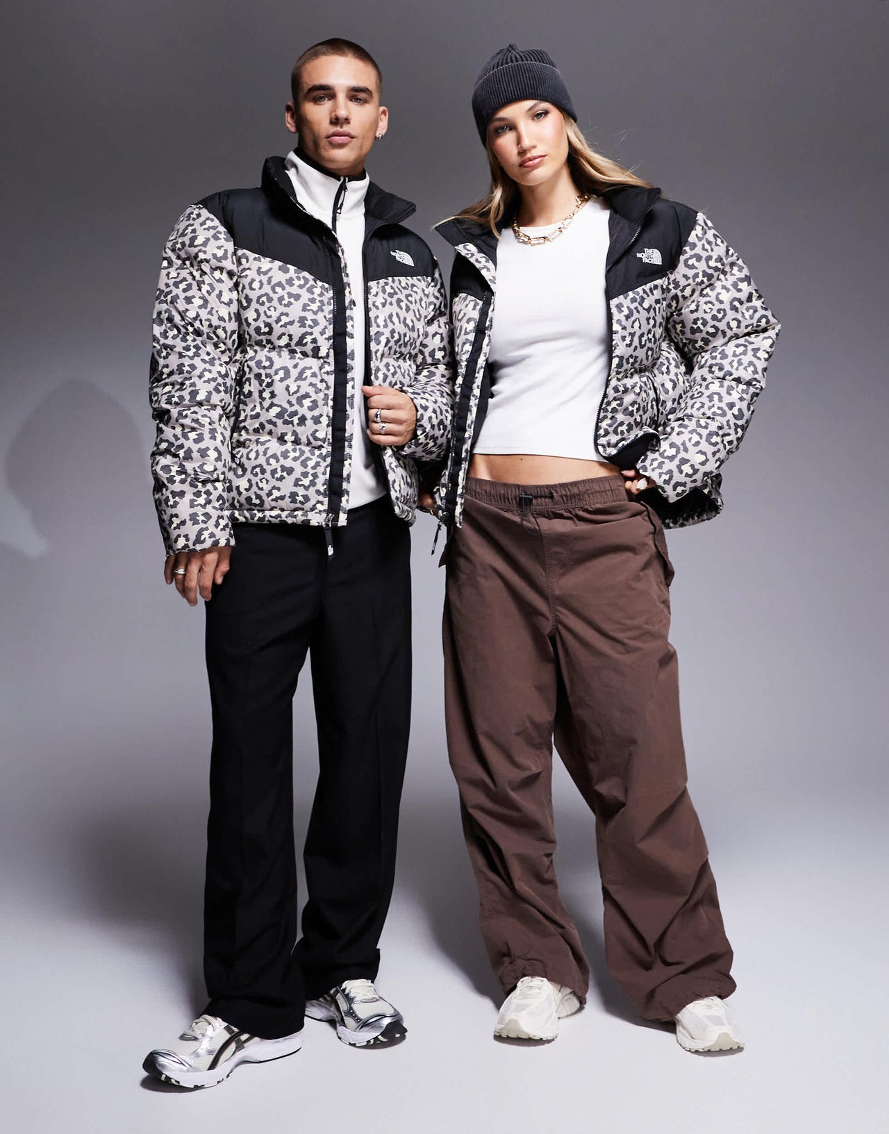 The North Face Saikuru logo puffer jacket in grey leopard print exclusive to ASOS
