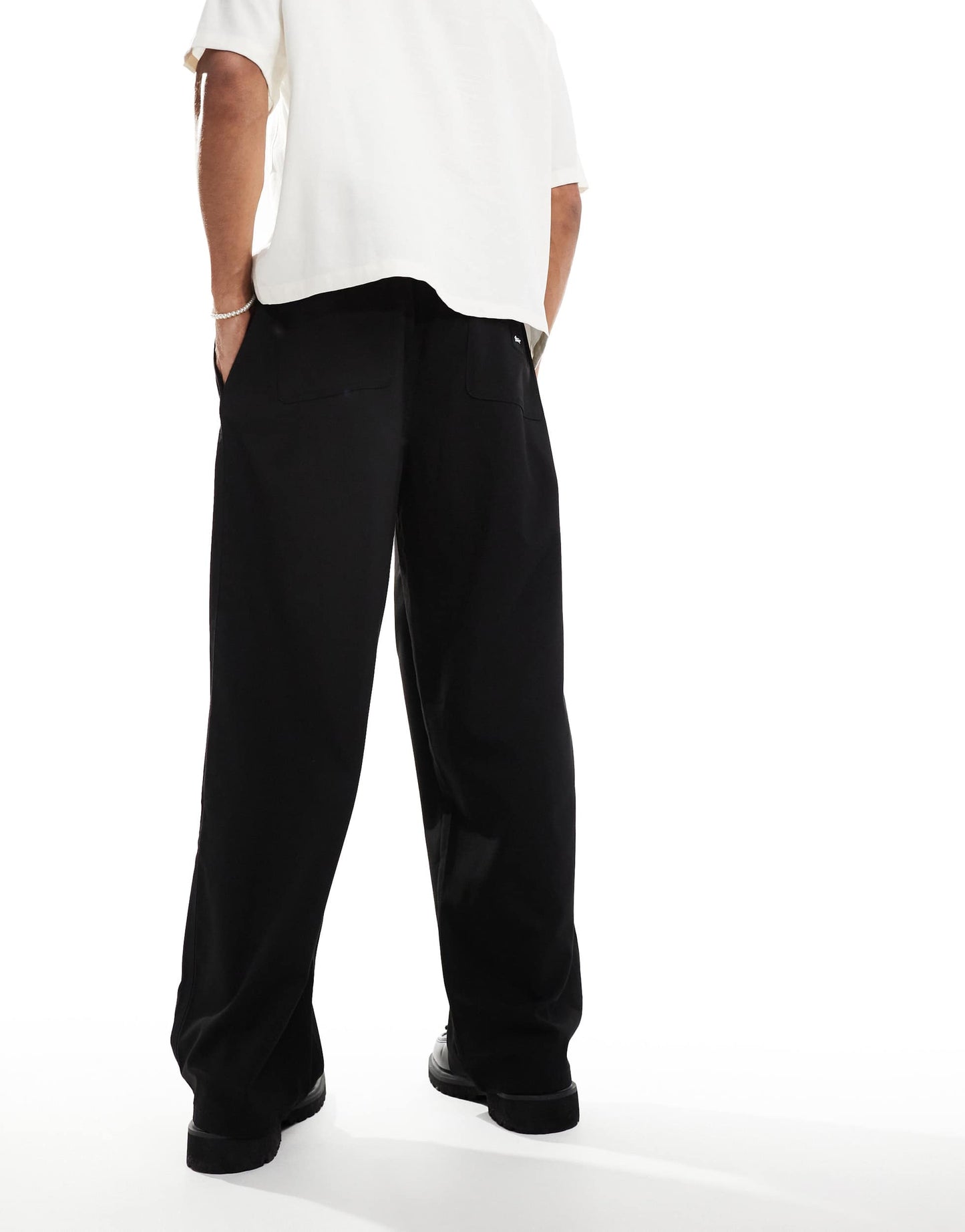 Pull&Bear wide leg tailored trouser in black