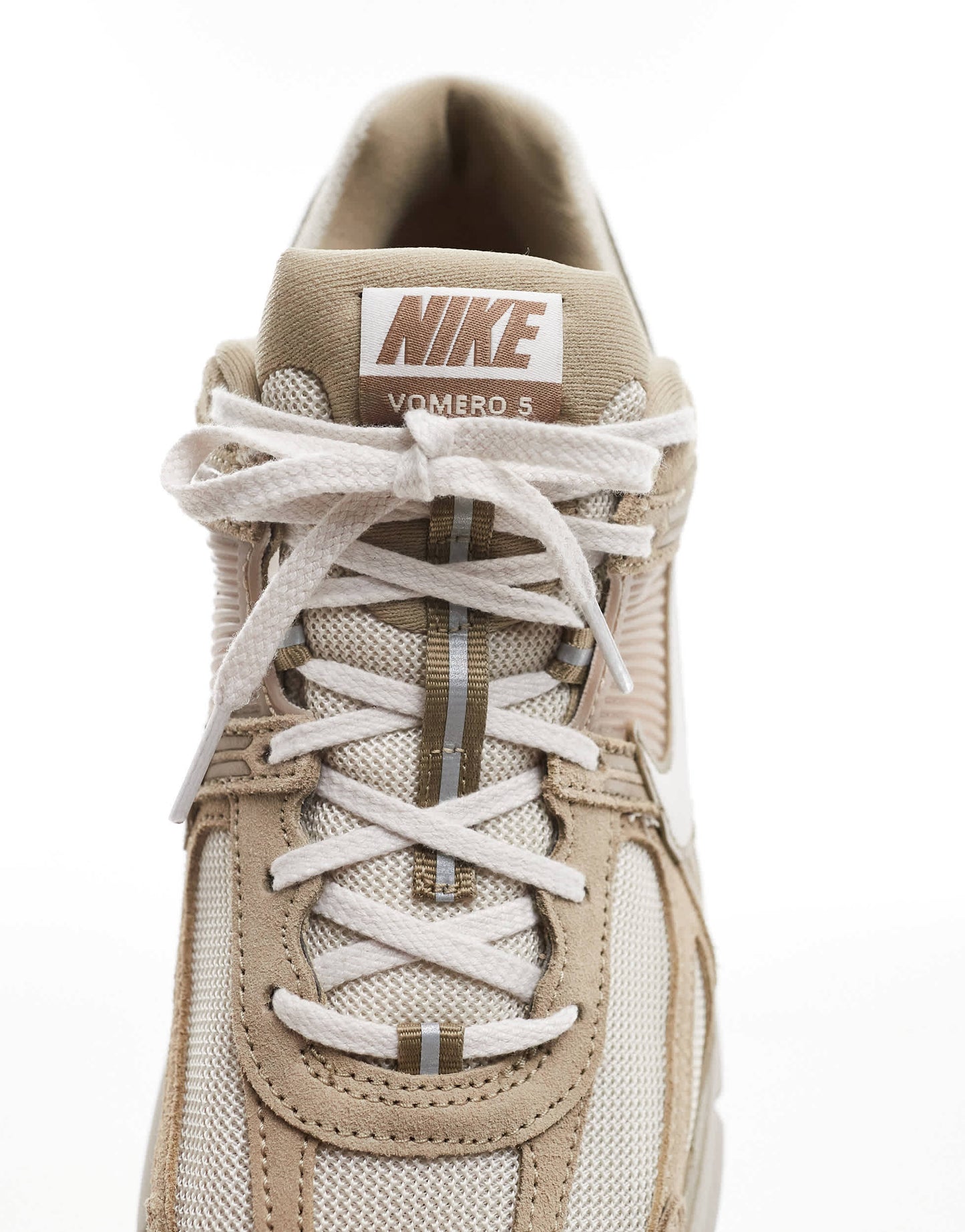 Nike Zoom Vomero 5 trainers in khaki and beige