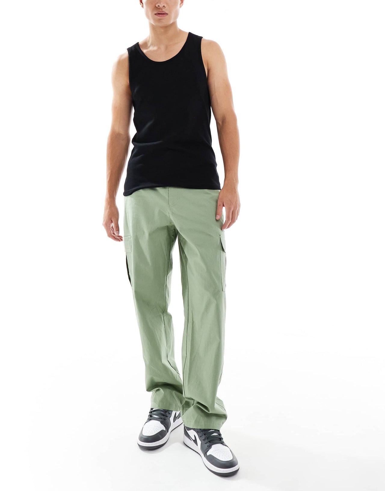 Nike Club cargo trousers in green