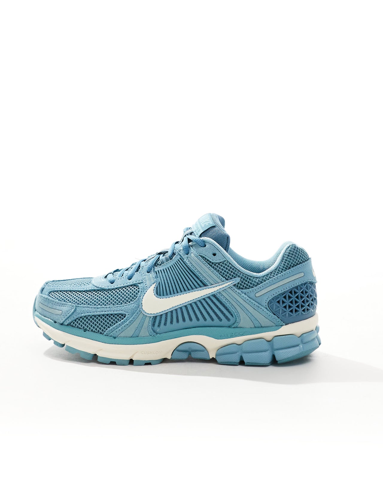 Nike Zoom Vomero 5 suede unisex trainers in blue and white