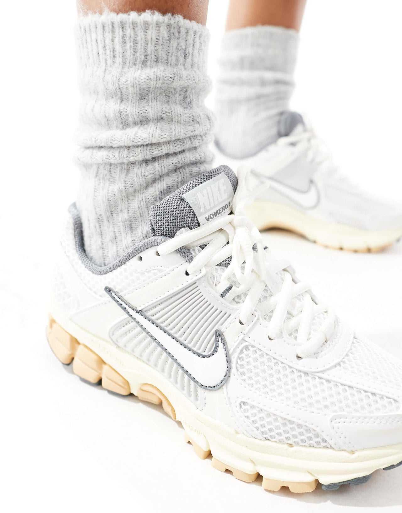 Nike Zoom Vomero 5 trainers in white and grey