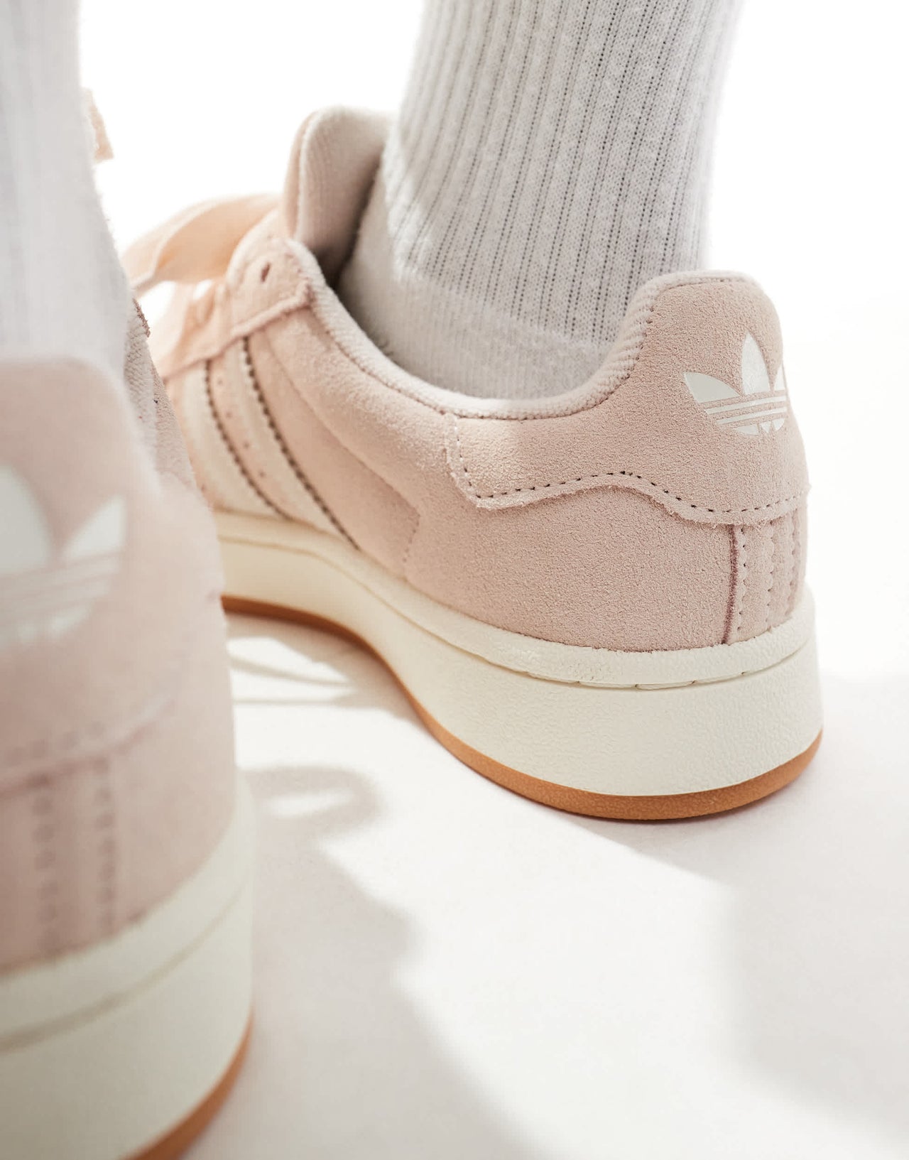 adidas Originals Campus 00 trainers in off white