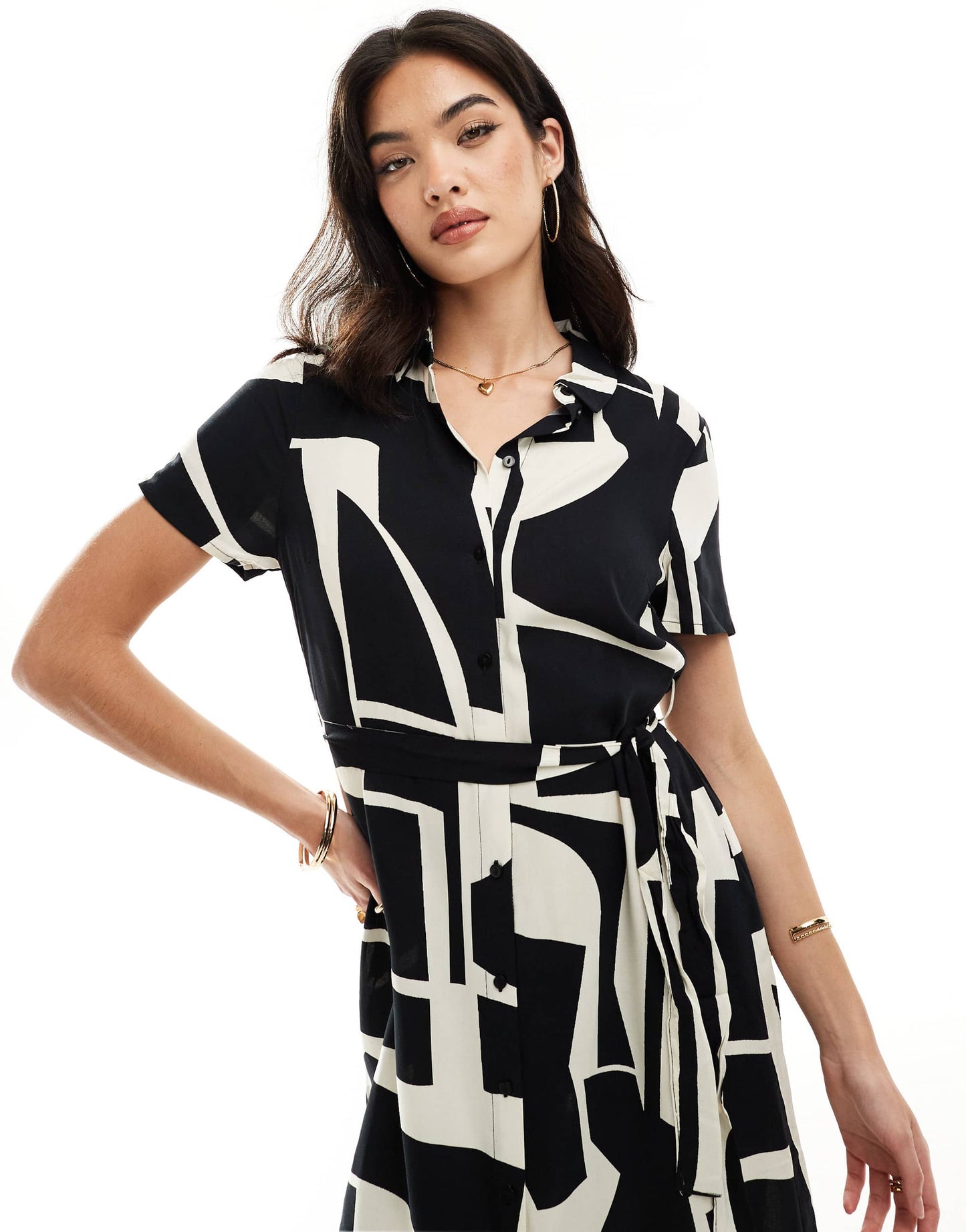 Vero Moda maxi buttondown shirt dress in abstract mono print
