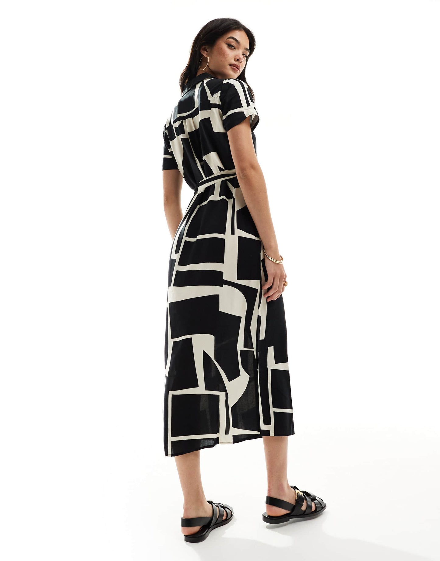 Vero Moda maxi buttondown shirt dress in abstract mono print