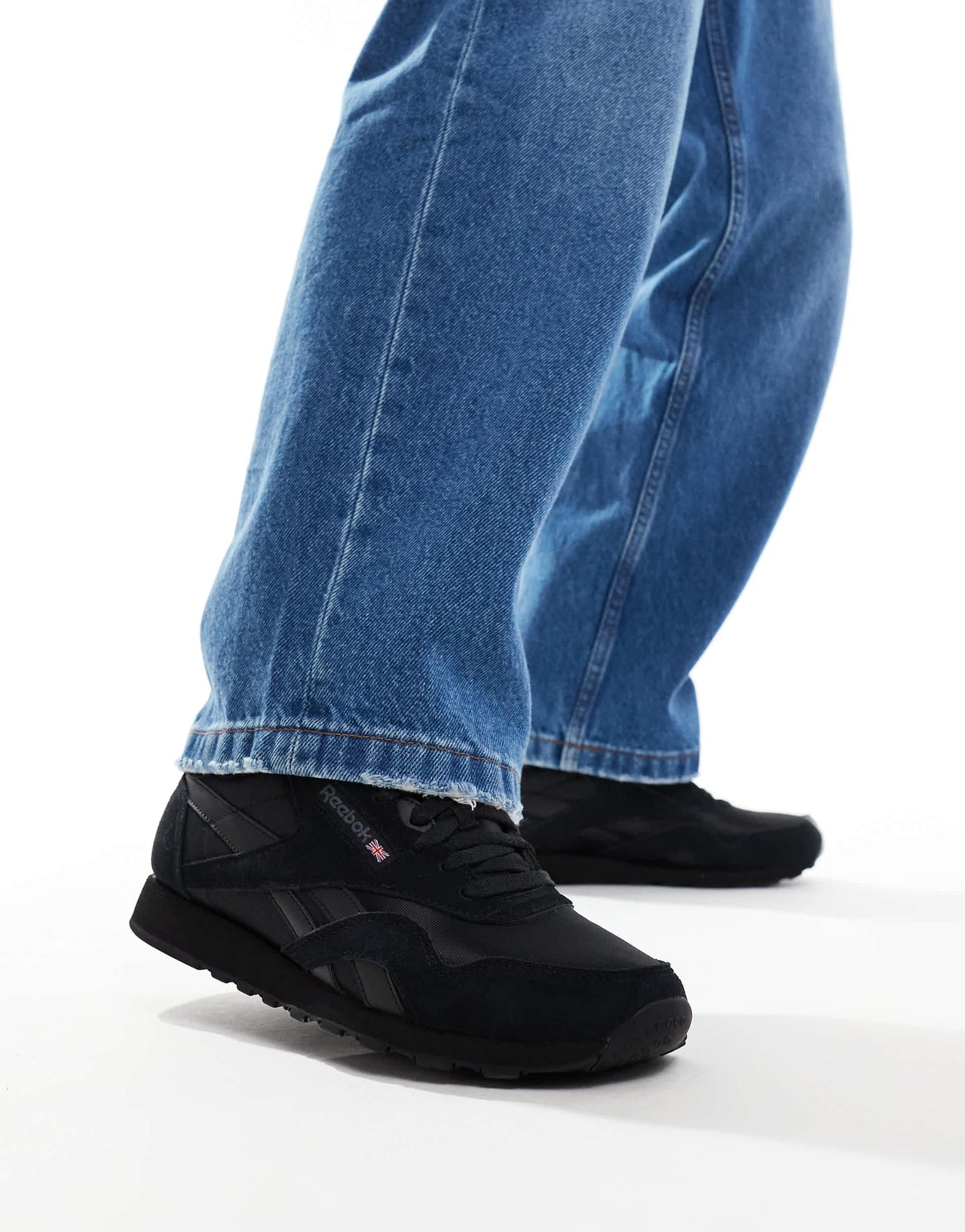 Reebok Classic Nylon trainers in black