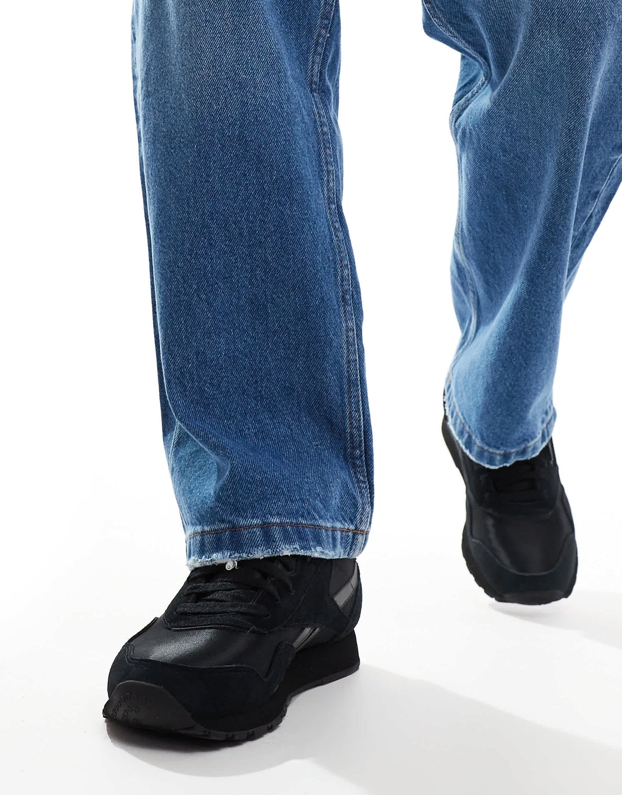 Reebok Classic Nylon trainers in black