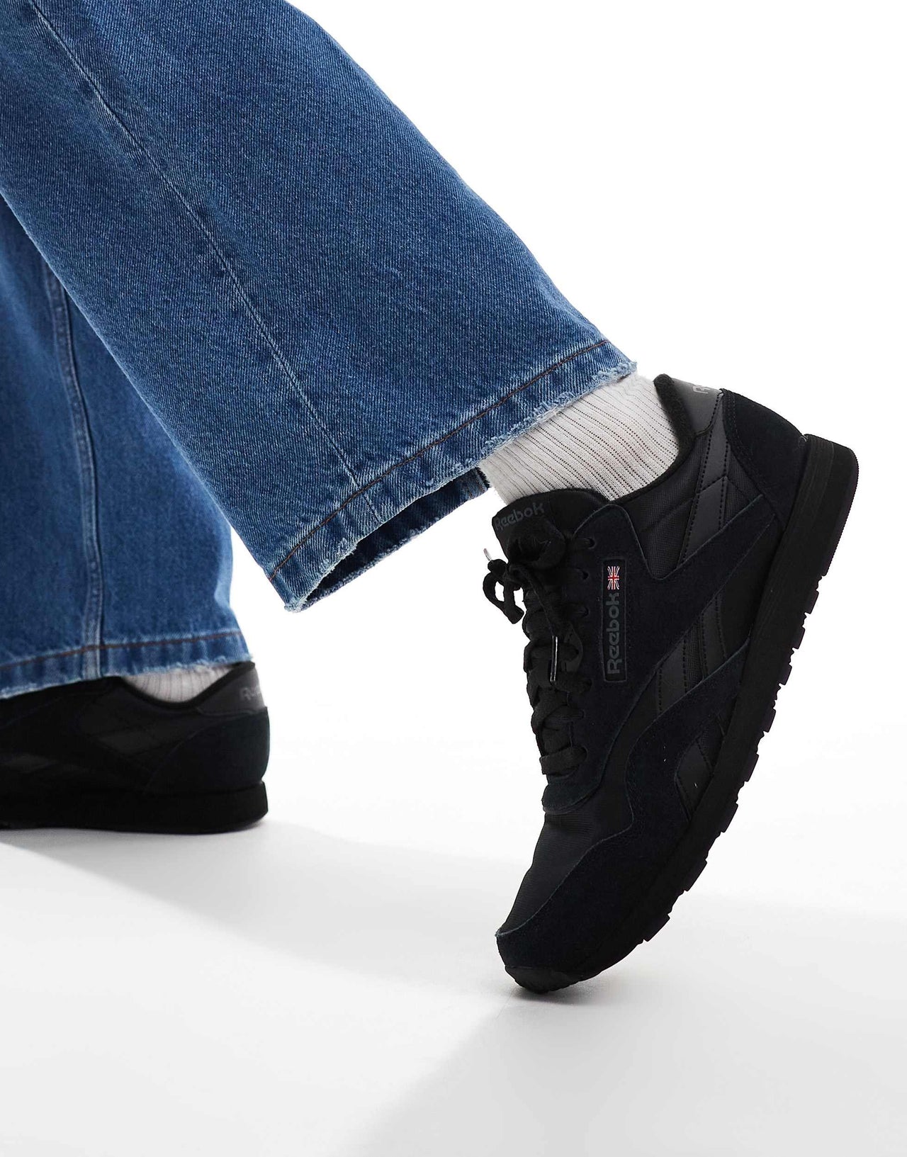 Reebok Classic Nylon trainers in black