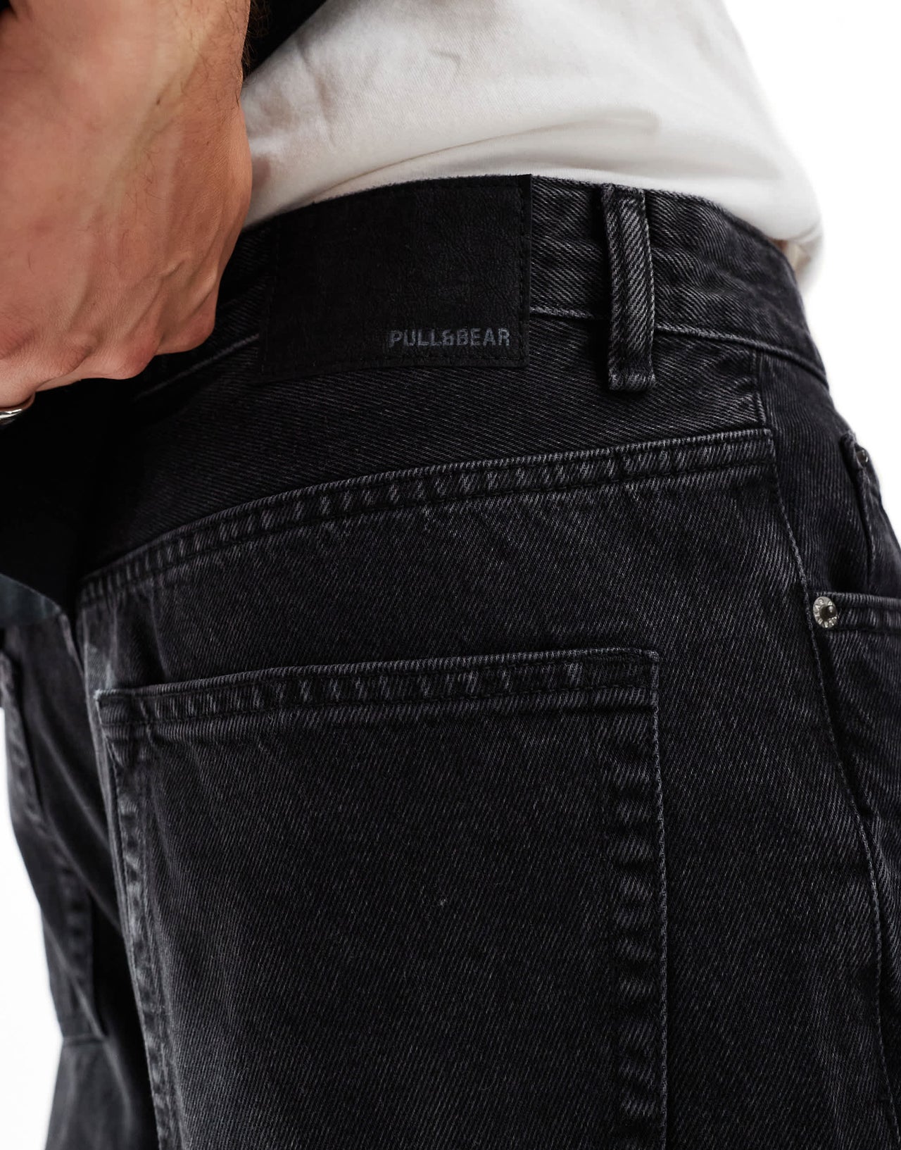 Pull&Bear baggy fit jeans in black