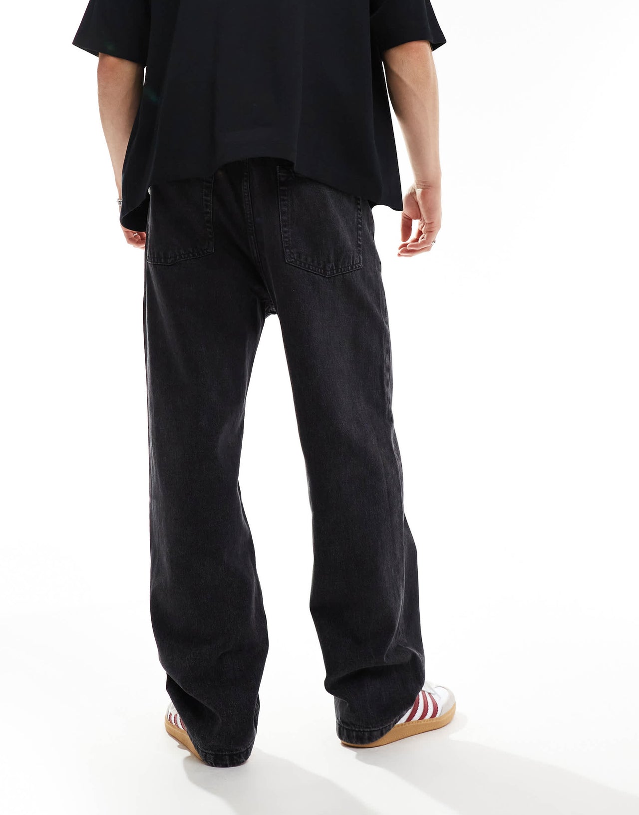 Pull&Bear baggy fit jeans in black