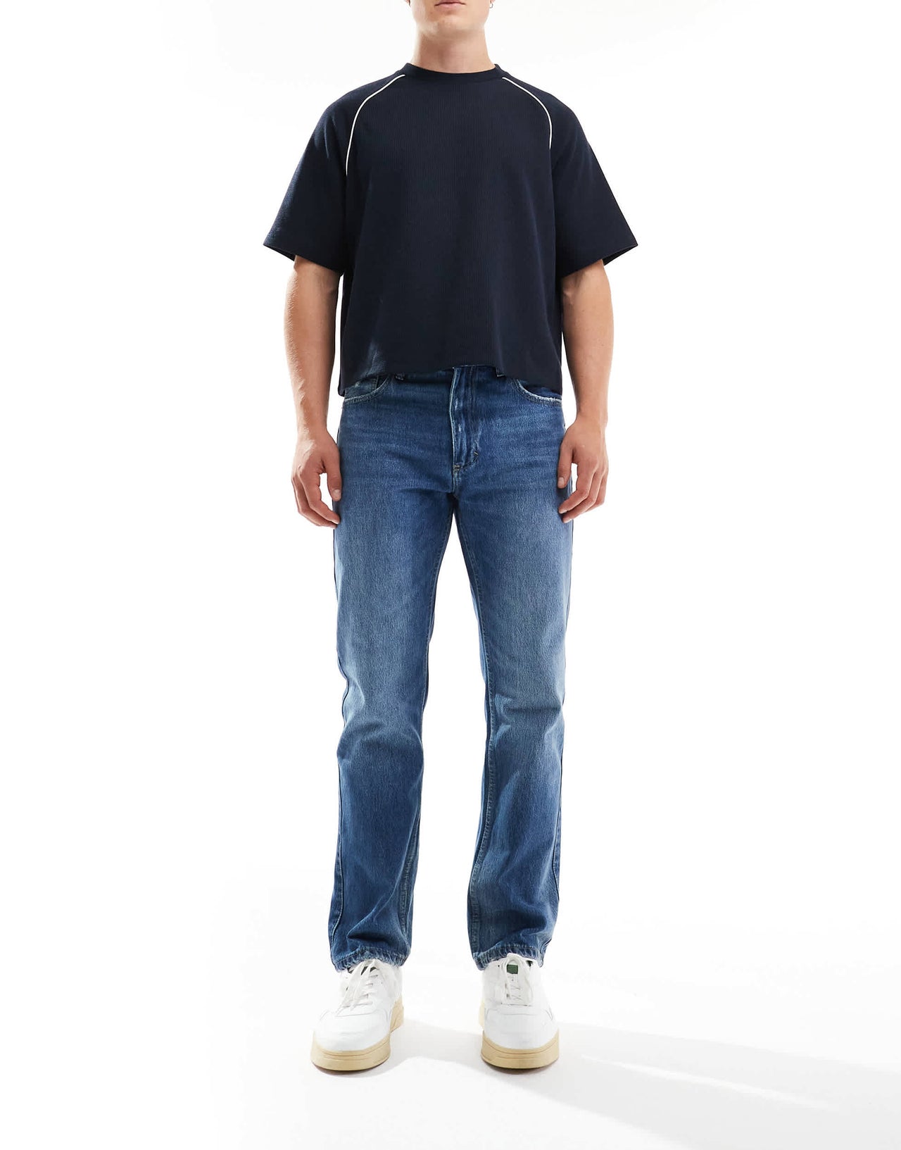 Pull&Bear straight vintage jeans in mid blue