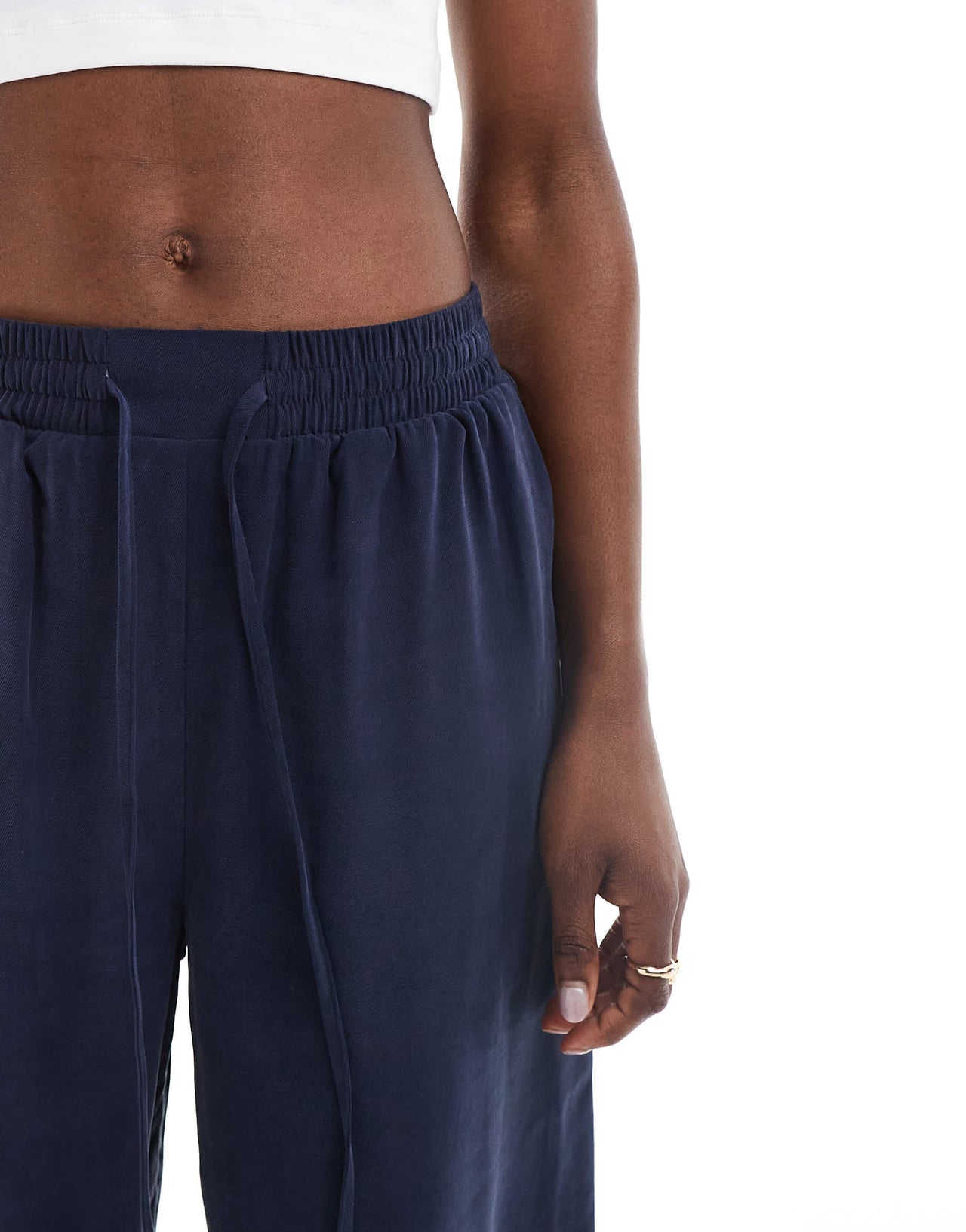 YAS premium soft touch wide leg trouser with tie waist in navy - MBLUE