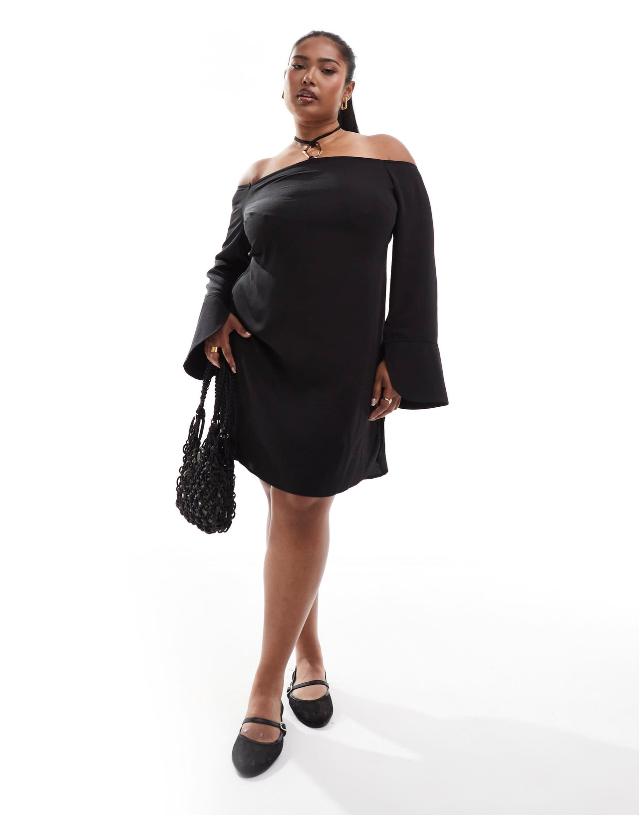 ASOS DESIGN Curve off the shoulder halter neck mini dress with curved hem and hardware detail in black