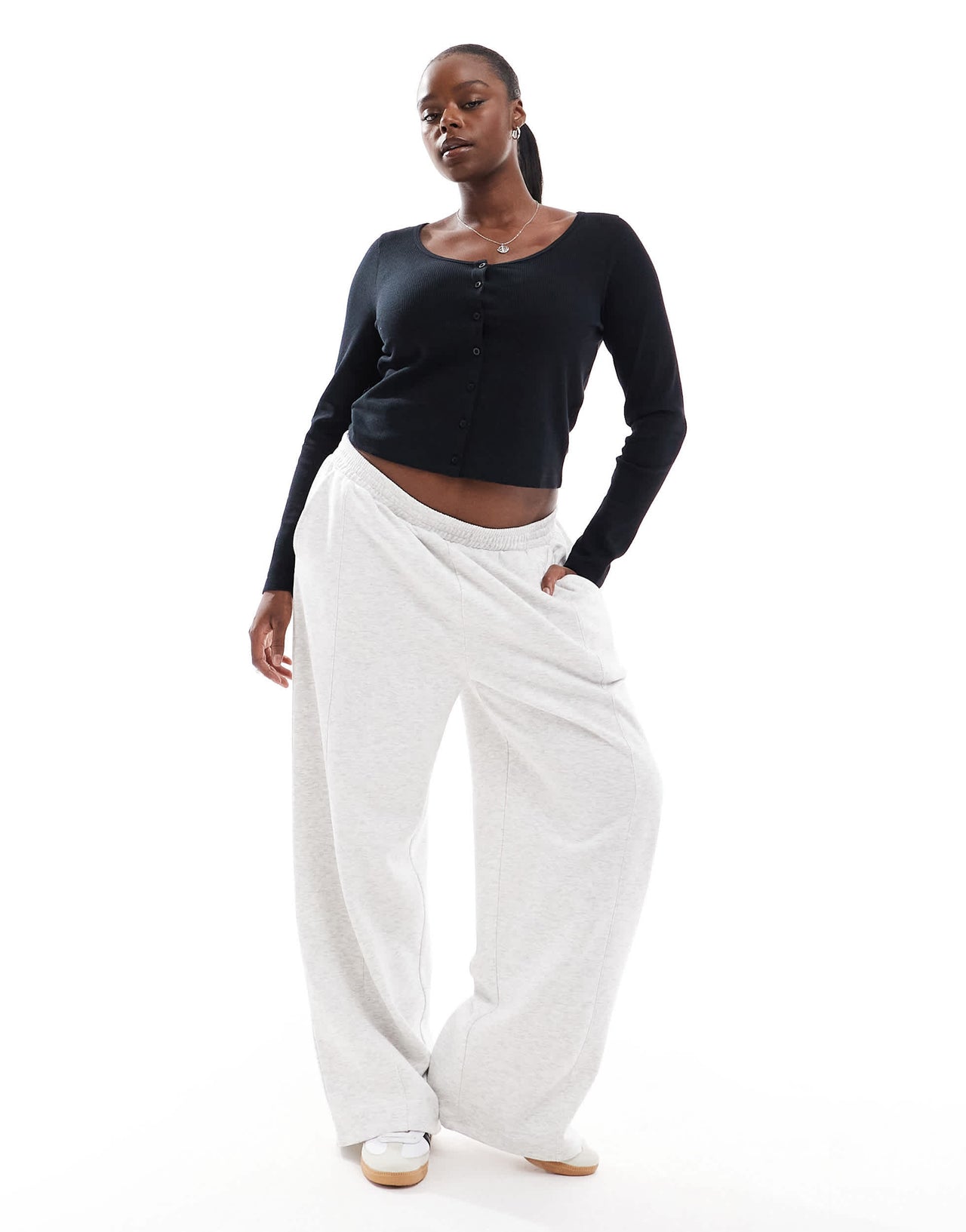 ASOS DESIGN Curve scoop neck long sleeve cardigan in black