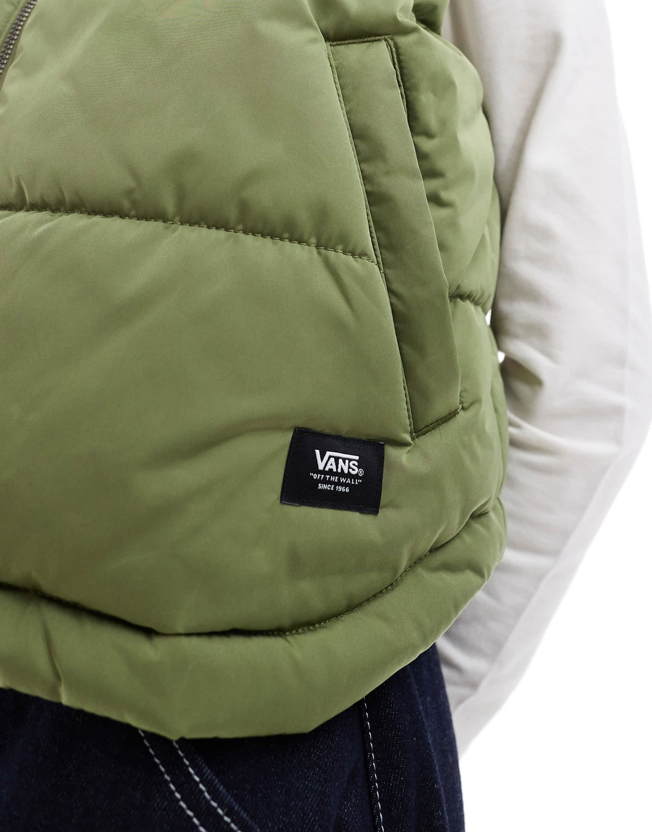 Vans MTE foundry puffed gilet in mid green
