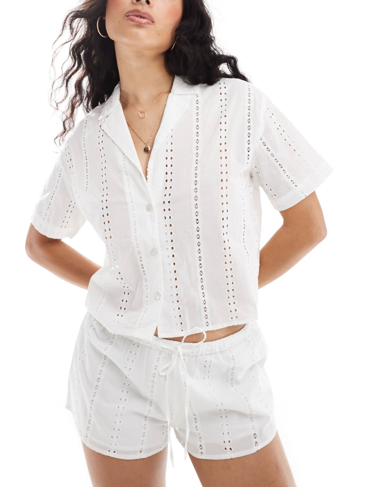 Pull&Bear broderie detail short co-ord in white