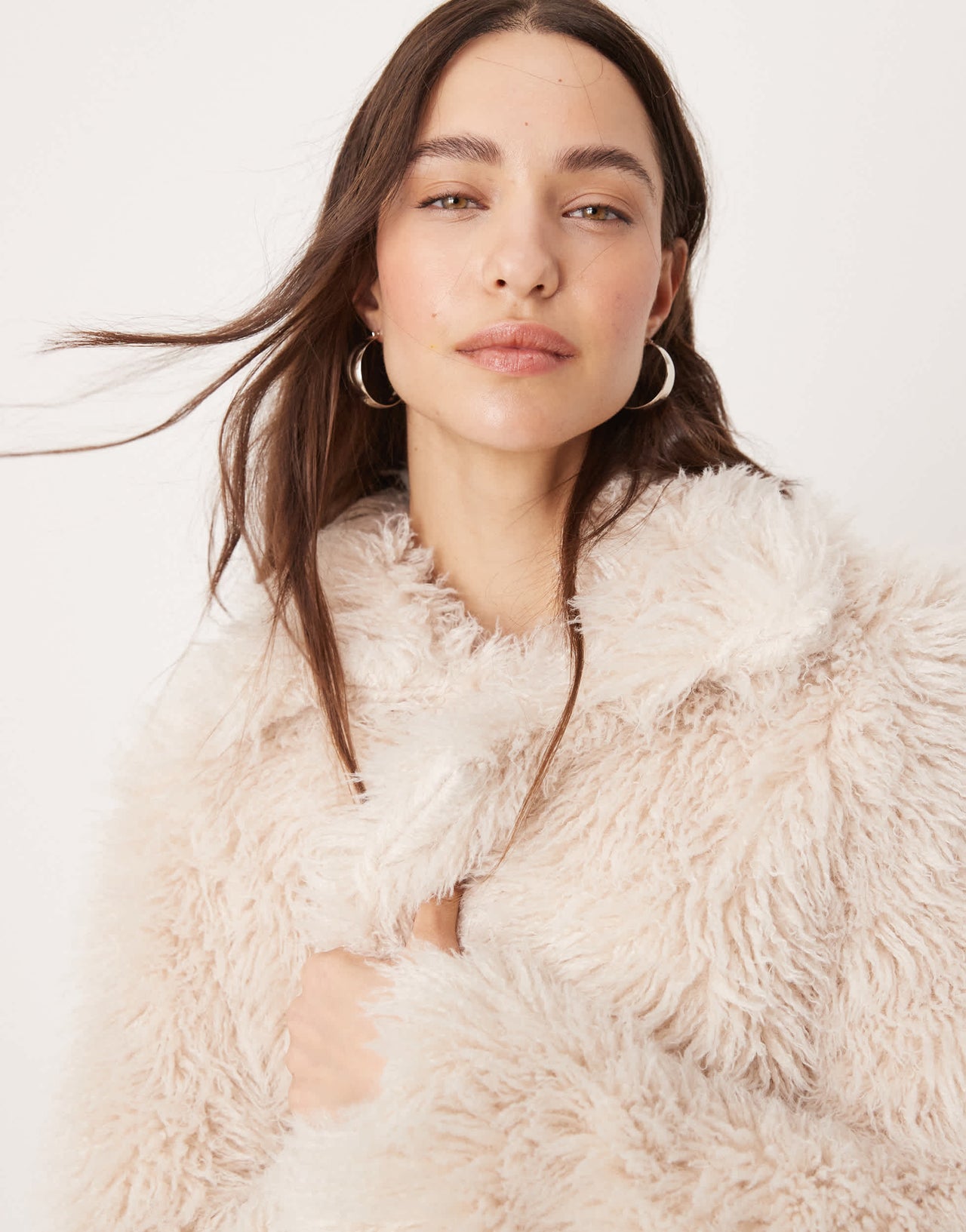Glamorous fluffy faux fur boxy coat