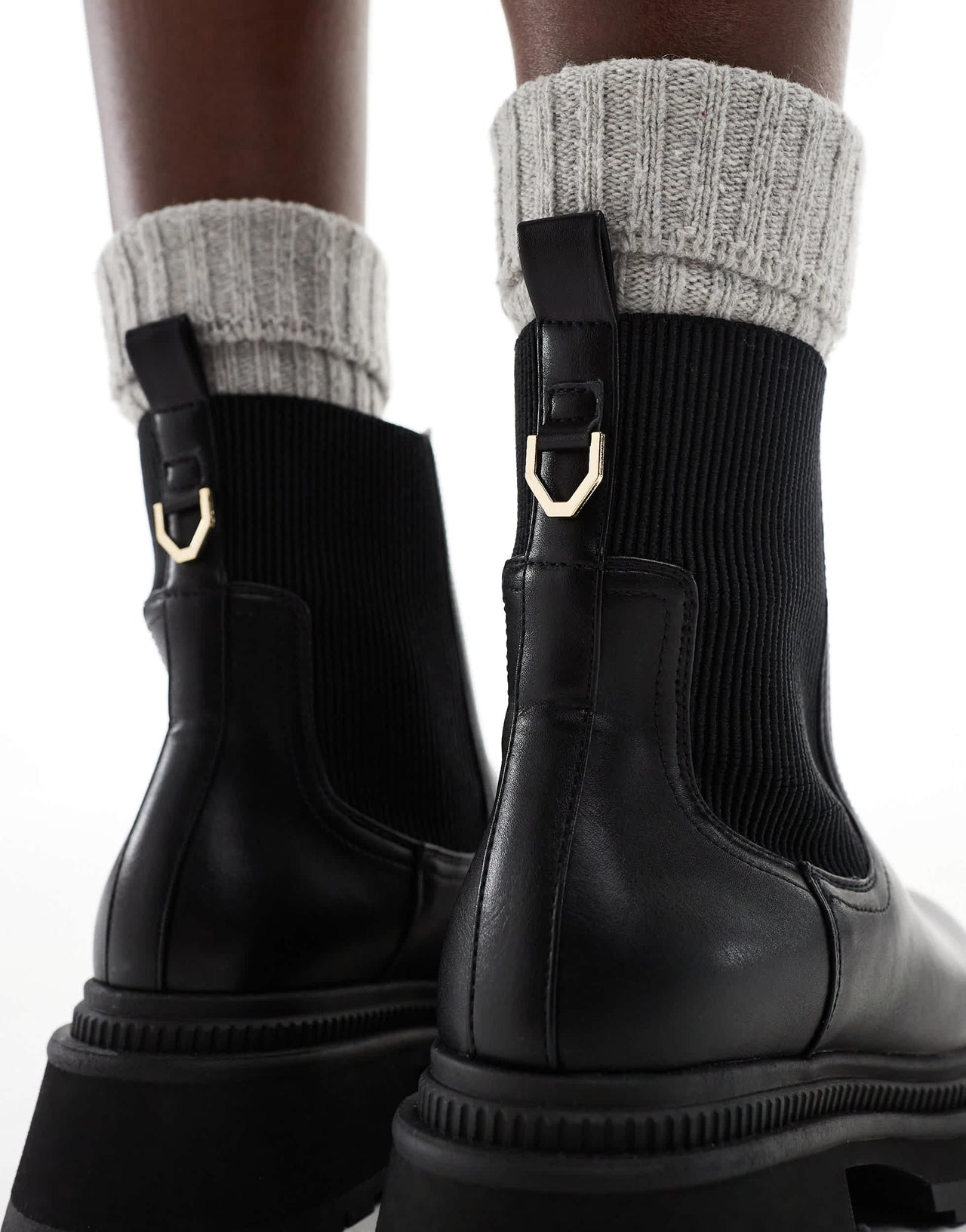 London Rebel Becky chunky mid ankle chelsea boots in black