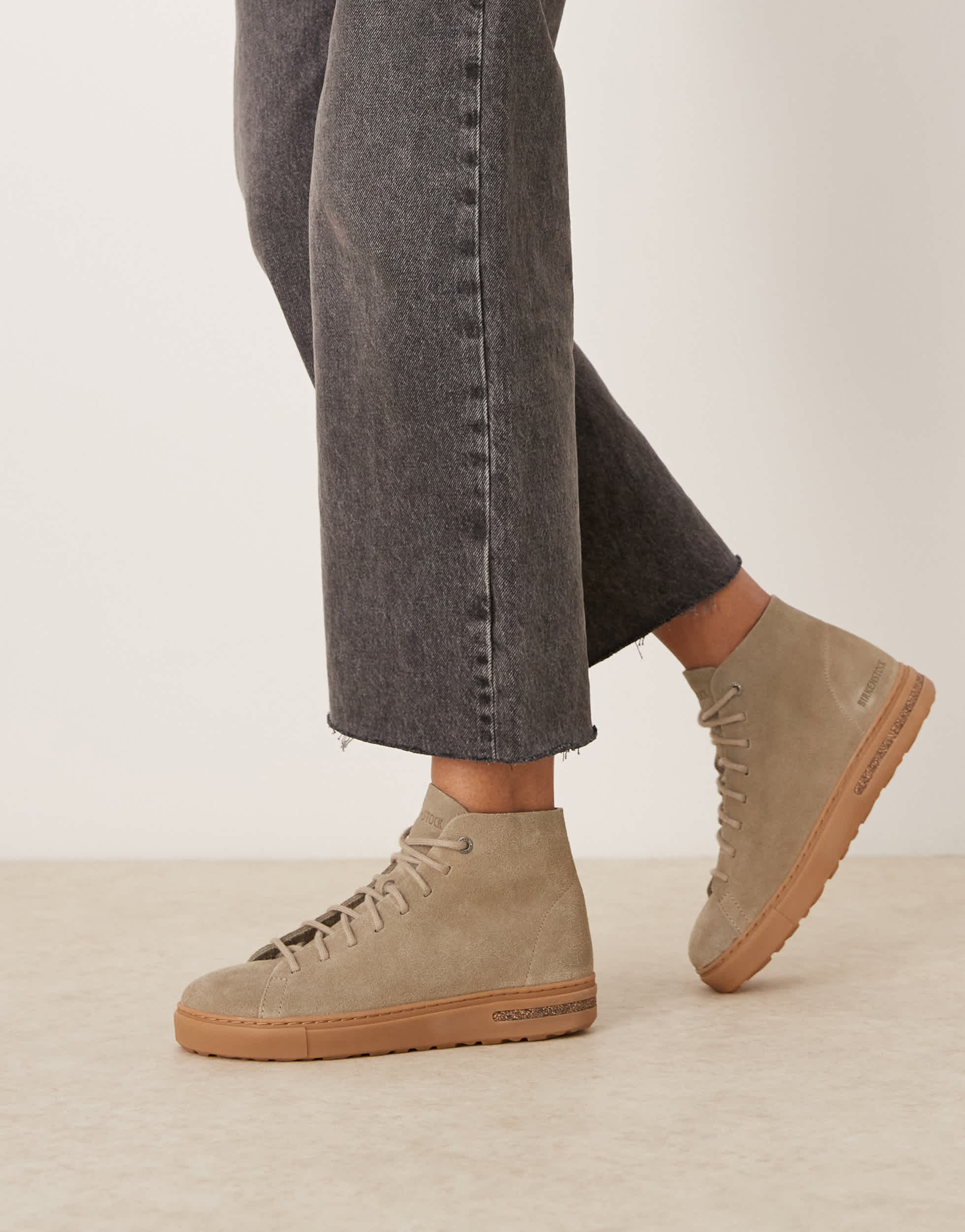 Birkenstock Unisex Bend mid trainers in taupe