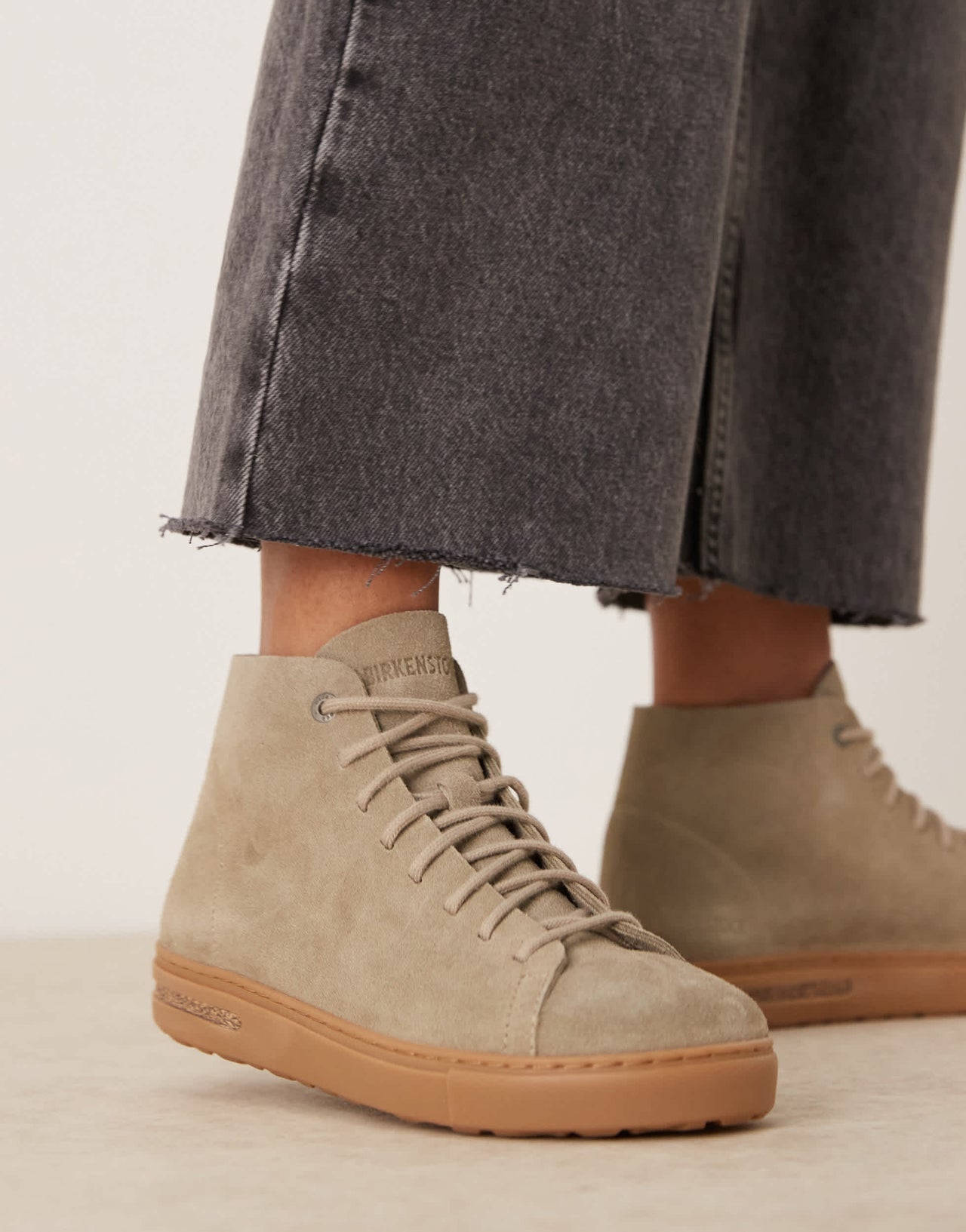 Birkenstock Unisex Bend mid trainers in taupe