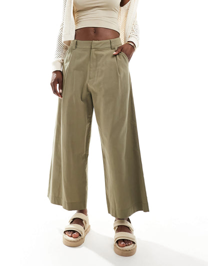 ASOS DESIGN wide leg crop trouser in olive