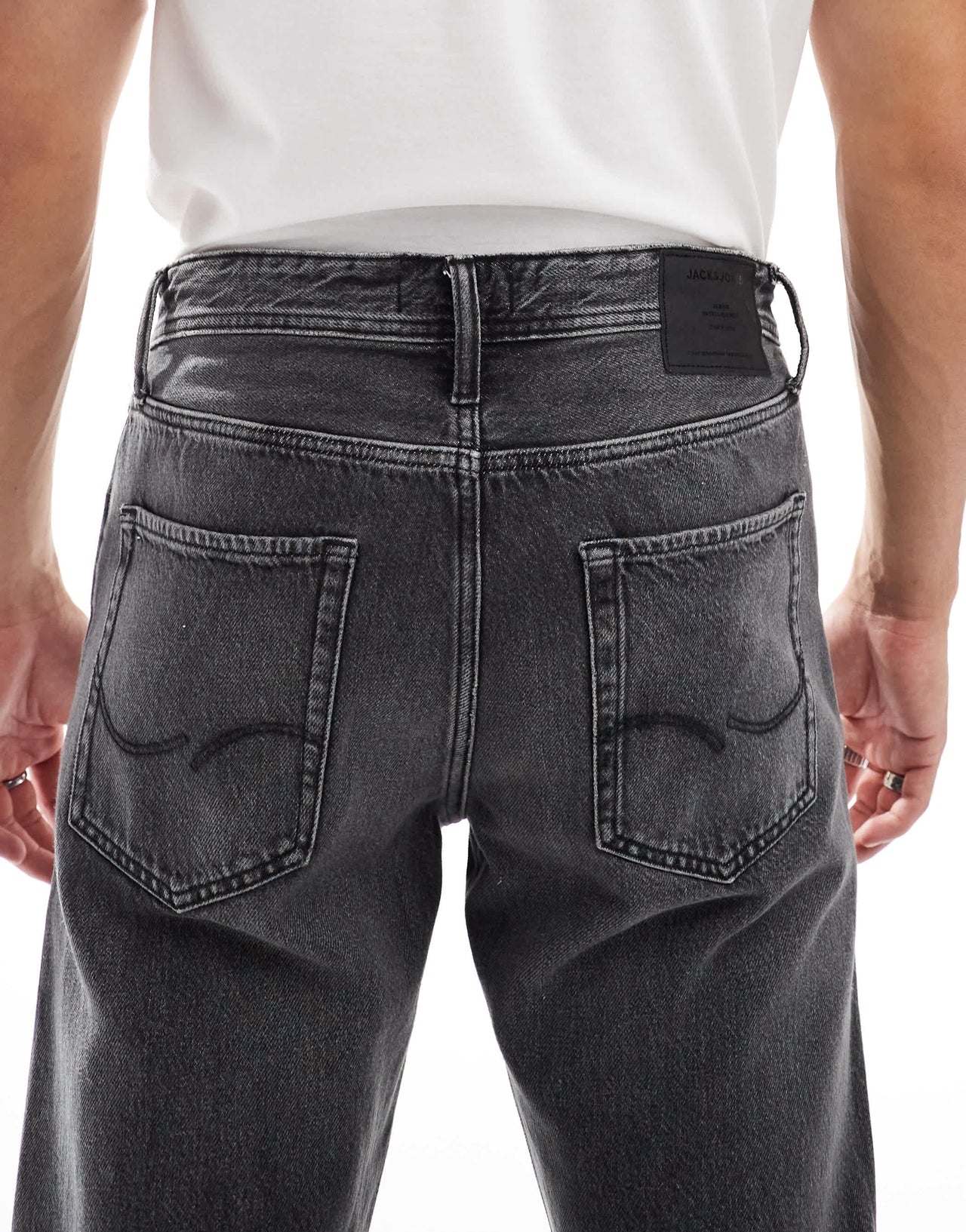 Jack & Jones Chris straight jean in washed black