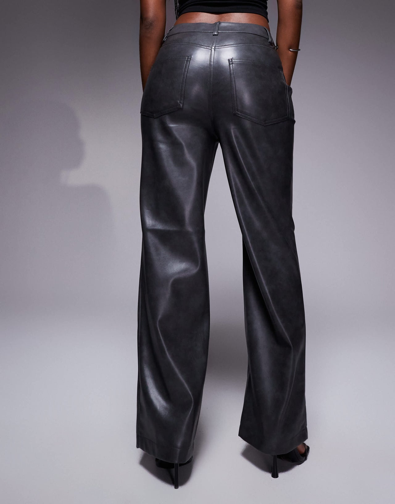 River Island relaxed straight leg jean in grey