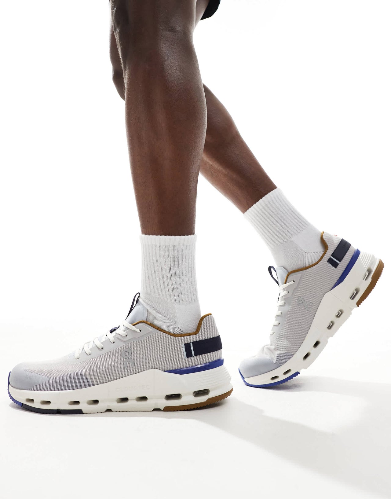 ON Cloudnova Form 2 all day trainers in grey