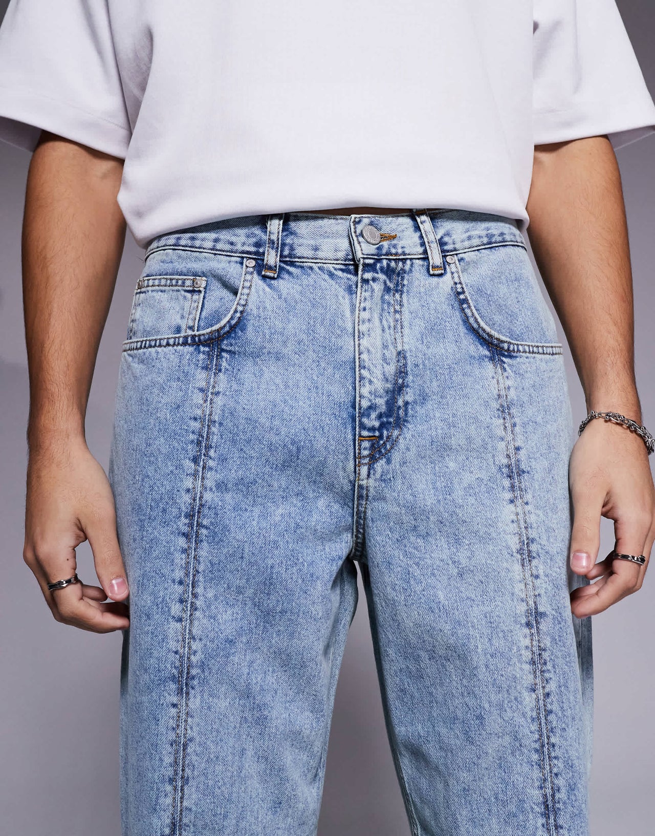 ASOS DESIGN baggy jeans in vintage light wash blue